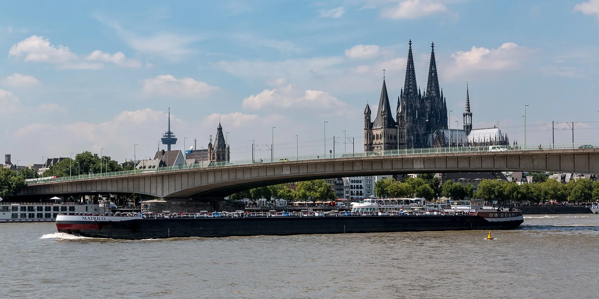 Deutzer Brücke über den Rhein