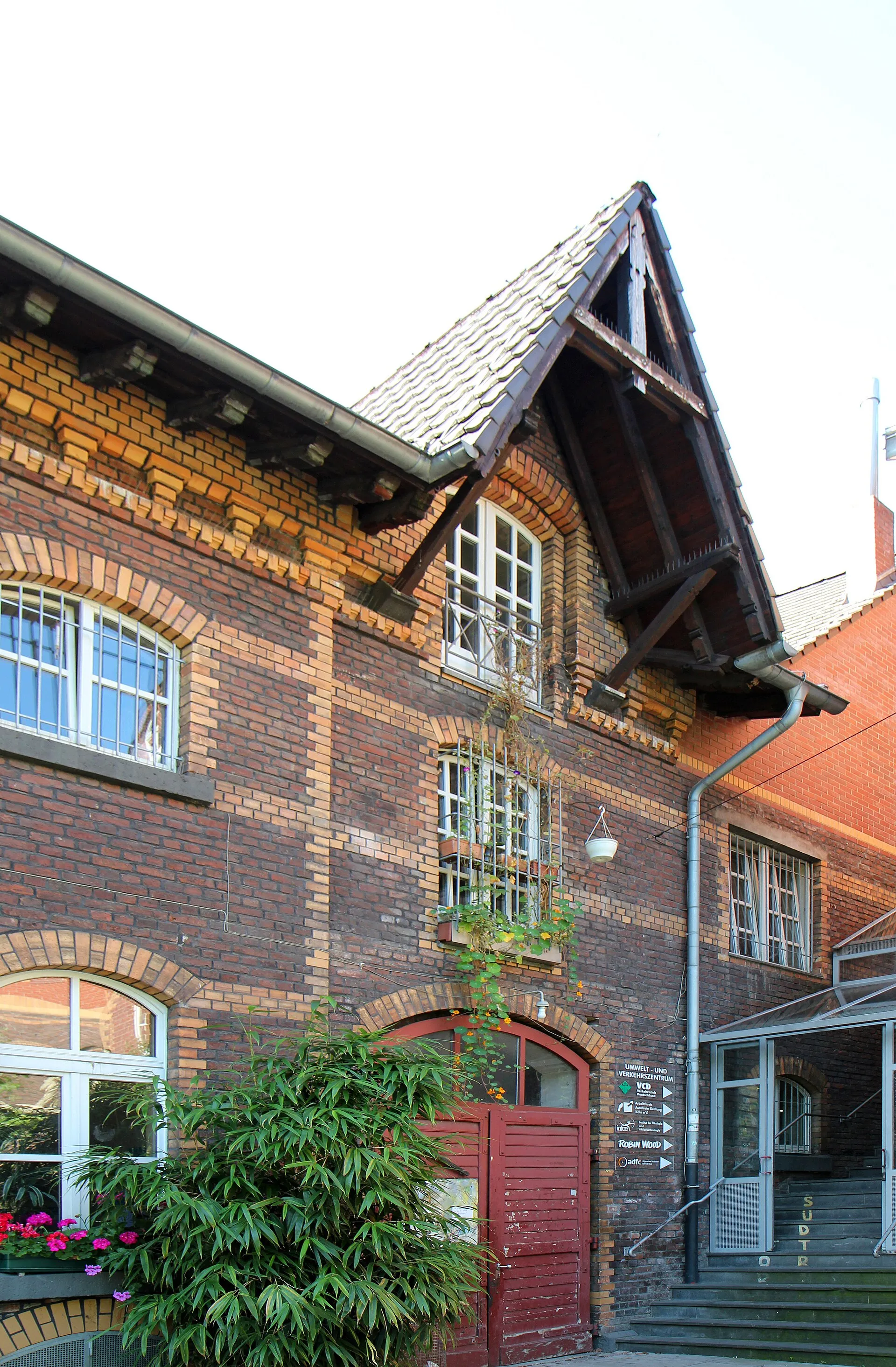 Köln-Neustadt-Nord, Melchiorstr. 3. Reste der alten Feuerwache