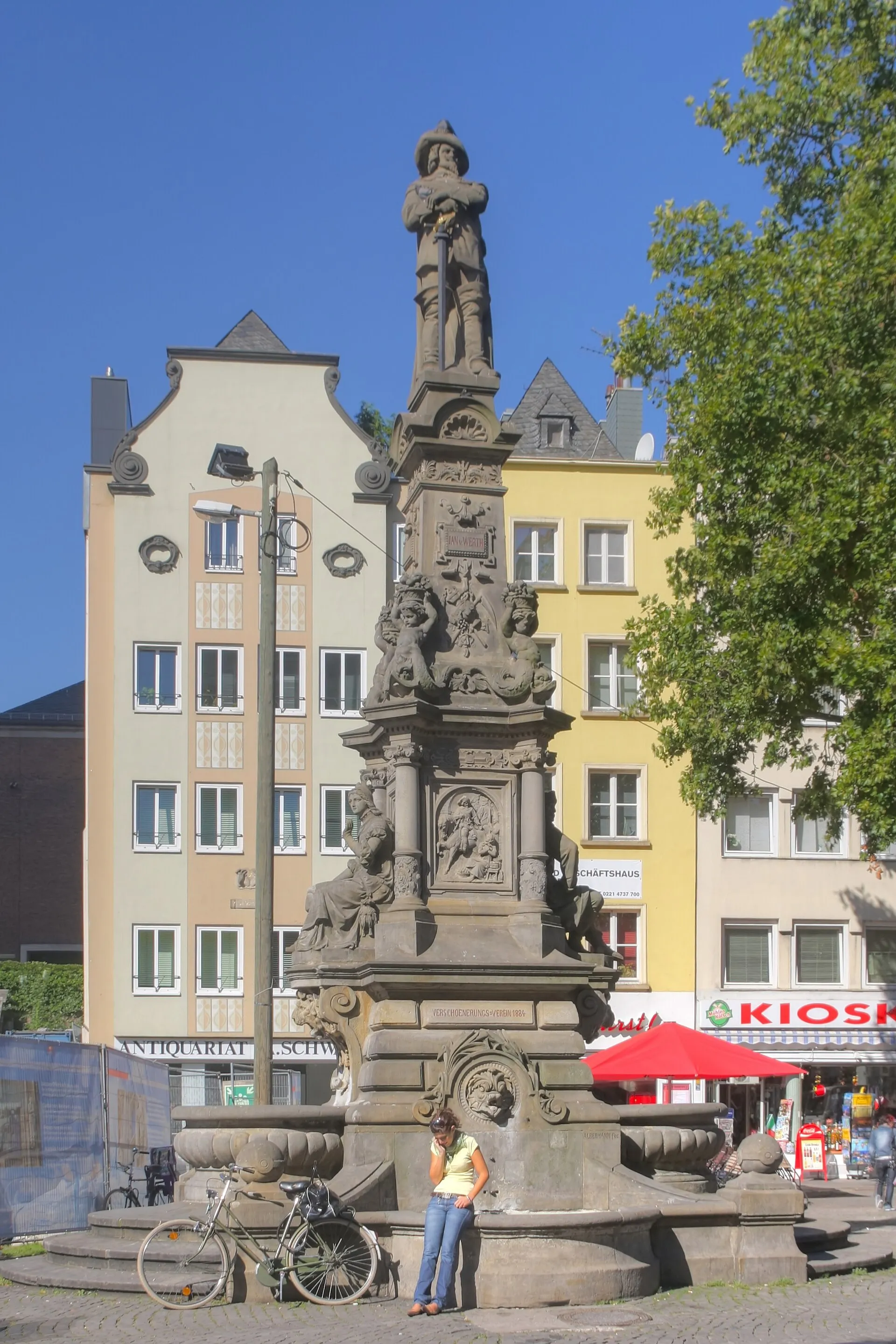 Brunnen mit Denkmal für Jan von Werth