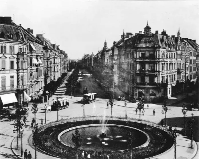 Barbarossaplatz, um 1890