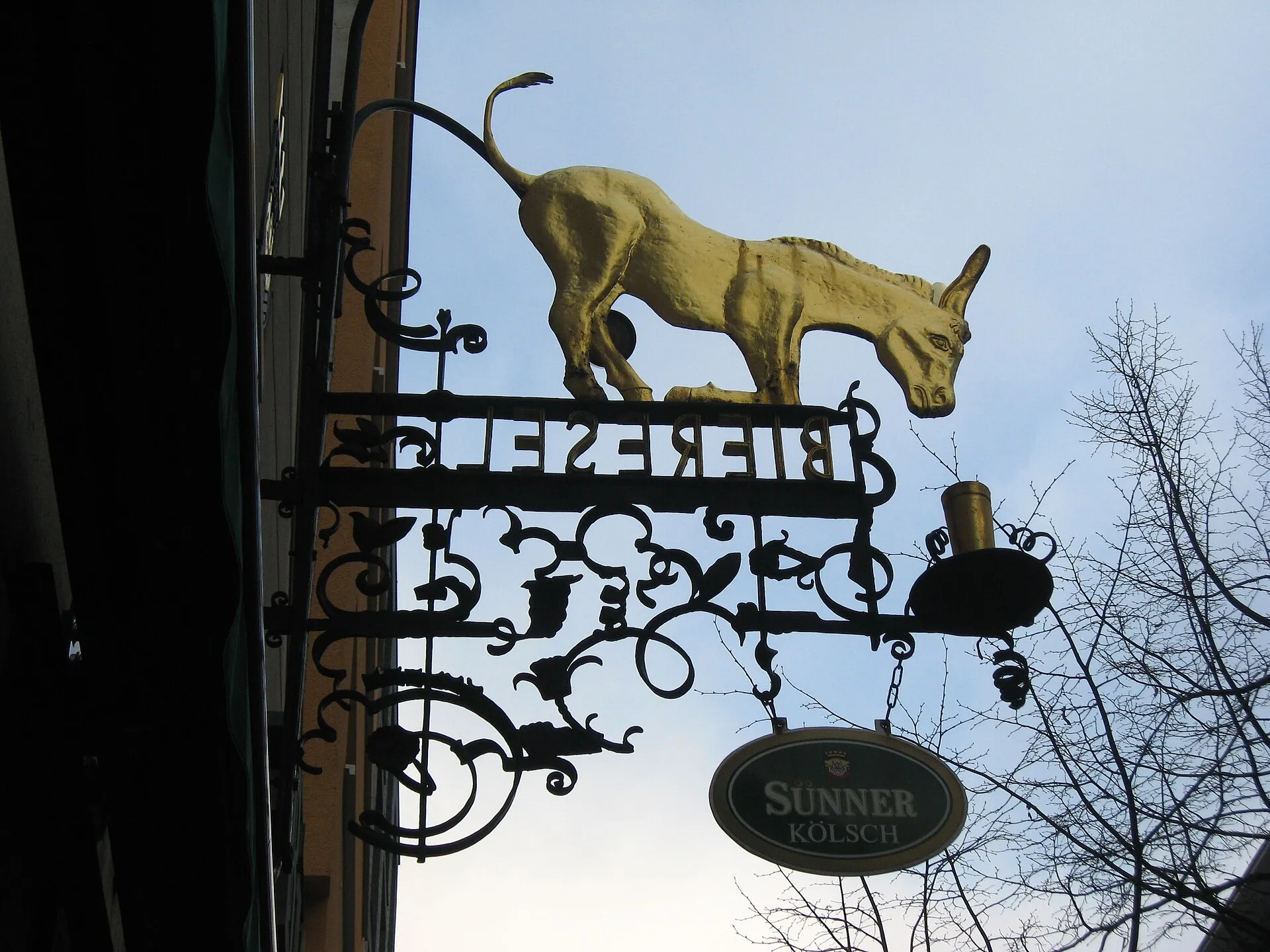 Kölns ältestes Muschelhaus "Bieresel" (Gaststätte seit 1297)