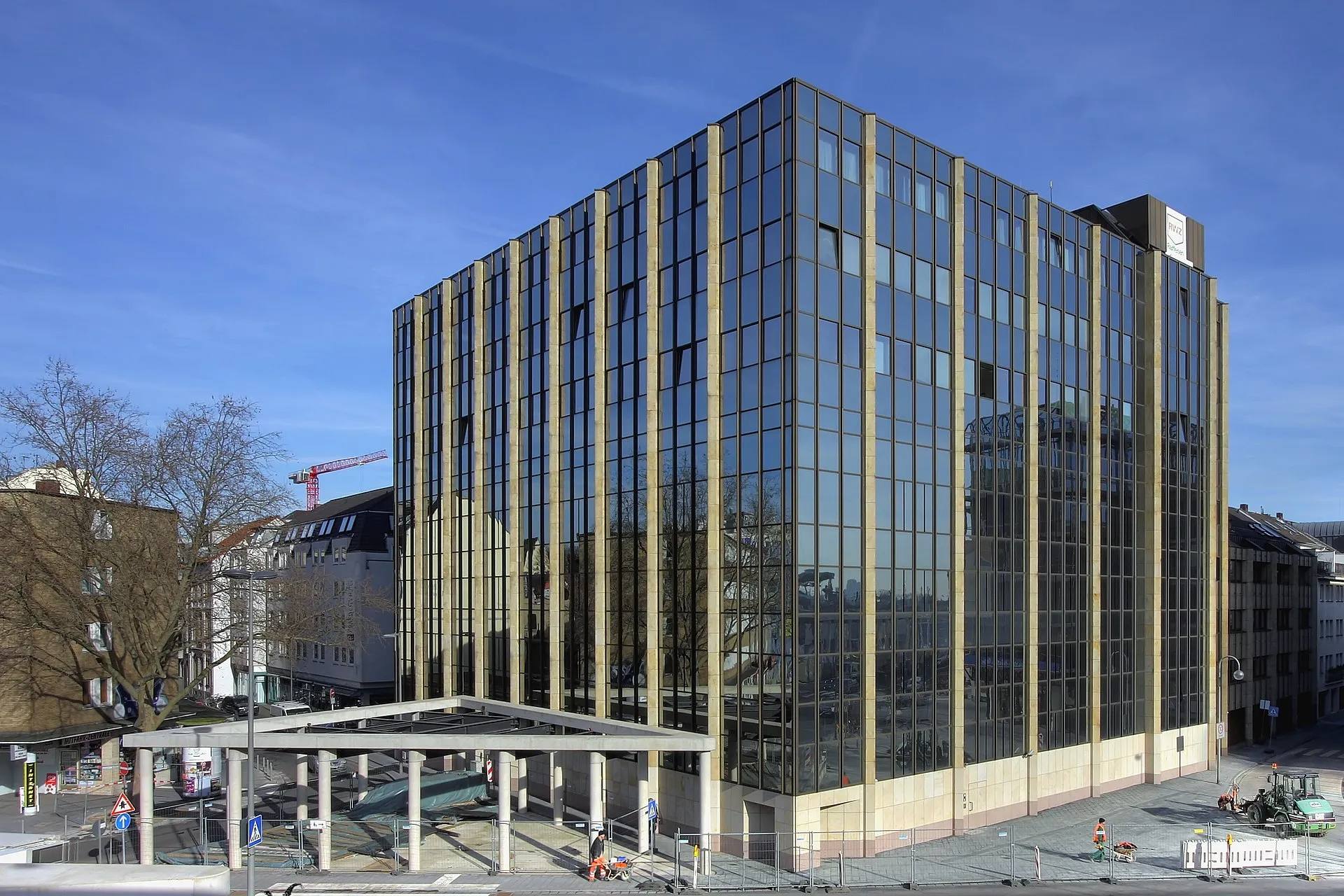 Altenberger Straße 1a – Unternehmenssitz der Raiffeisen Waren-Zentrale Rhein-Main