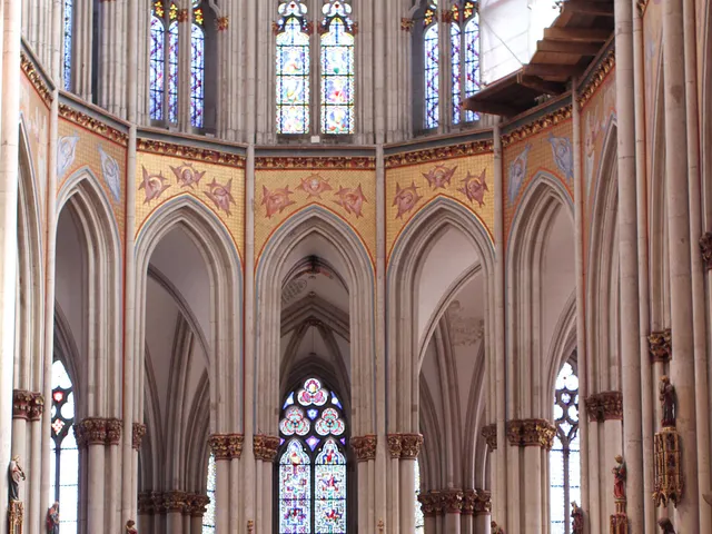 Chorpfeilerfiguren des Kölner Doms