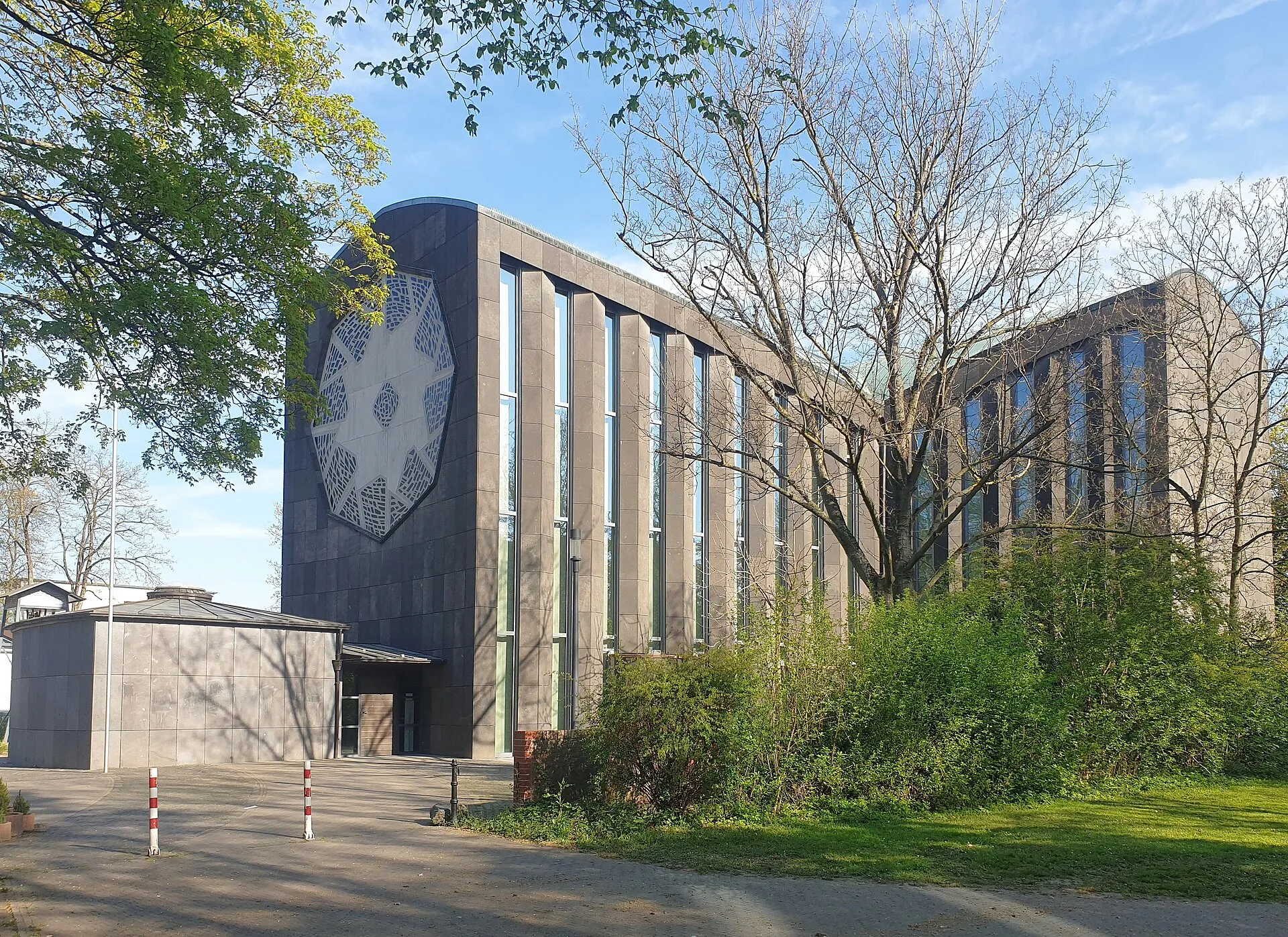 Kirche Christi Verklärung (Köln-Heimersdorf)