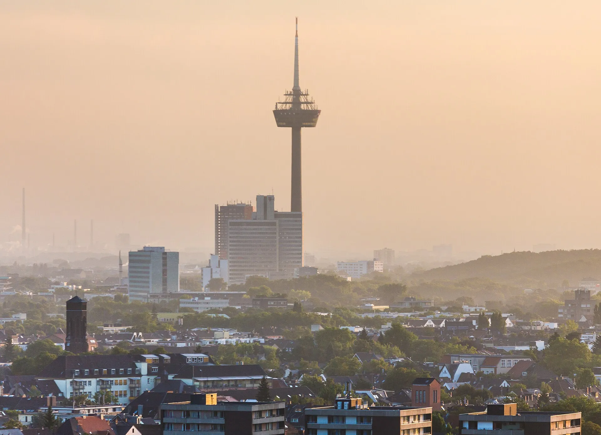 Hot air balloon trip across Cologne