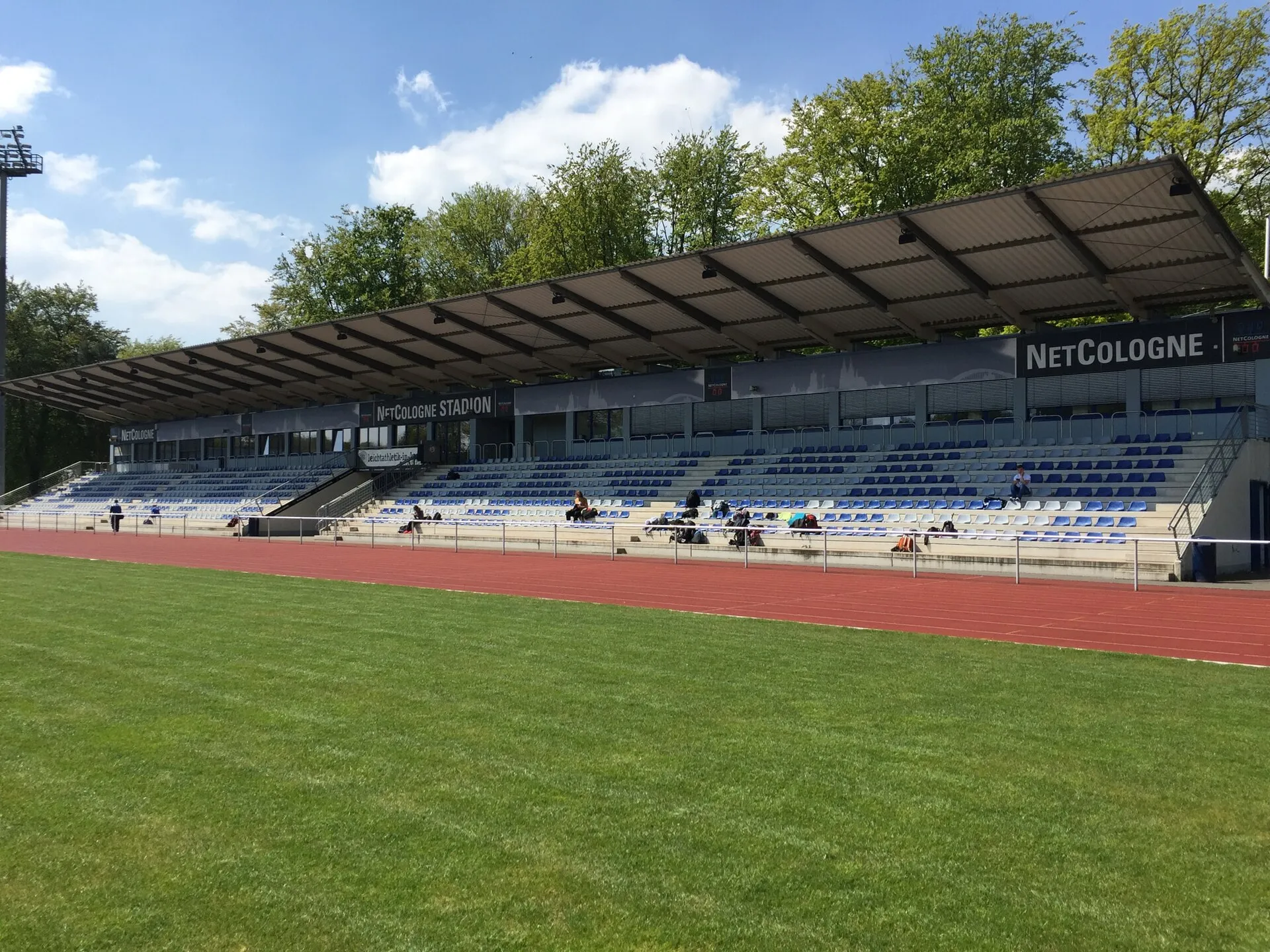 500px provided description: Deutsche Sporthochschule Köln Stadion [#sport ,#study ,#studieren ,#k?ln ,#dshs ,#deutschesporthochschulek?ln ,#sporthochschule]