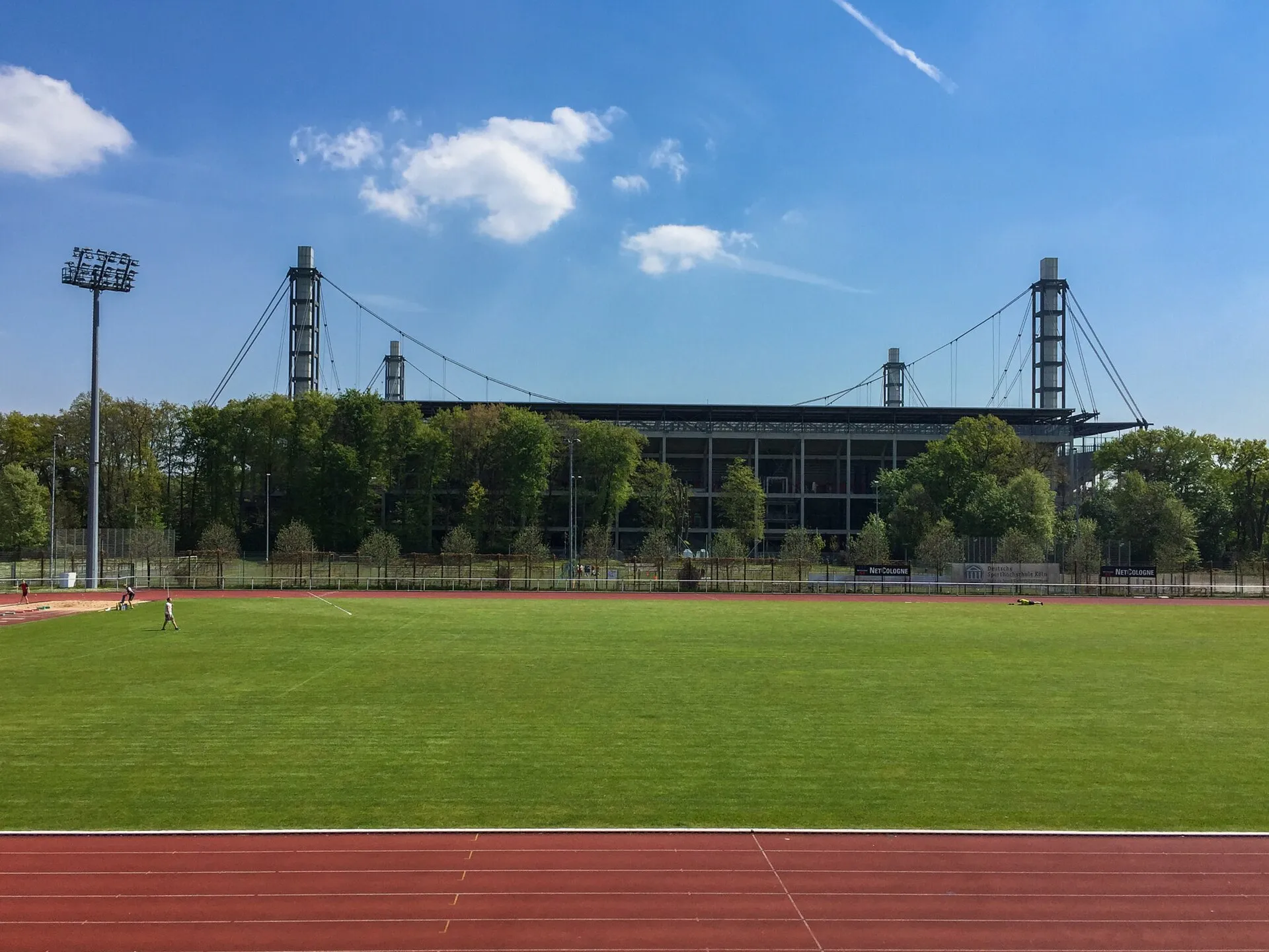 500px provided description: Deutsche Sporthochschule Köln Stadion [#travel ,#photo ,#sight ,#holiday ,#stadium ,#deutschland ,#stadion ,#de ,#urlaub ,#reisen ,#