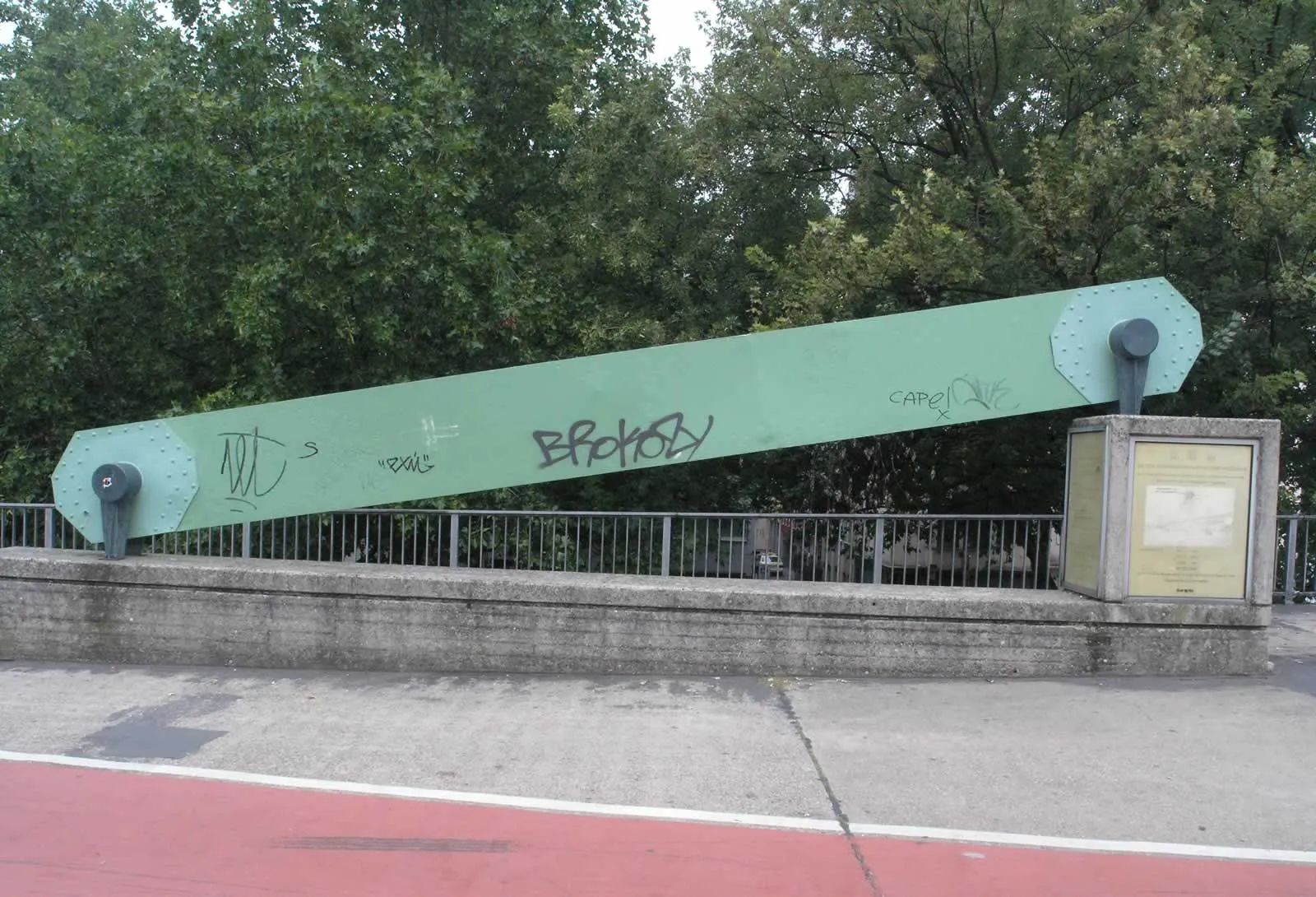 Kettenglied der „Deutzer Hängebrücke“