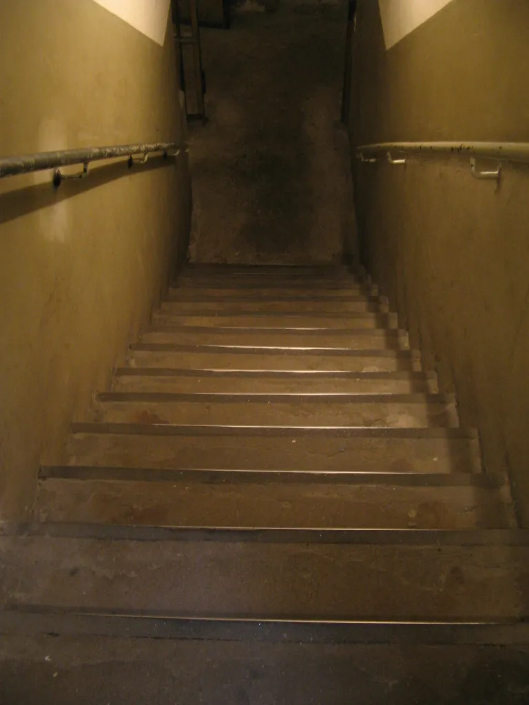 Zugang zum Keller am Appellhofplatz im El-DE-Haus