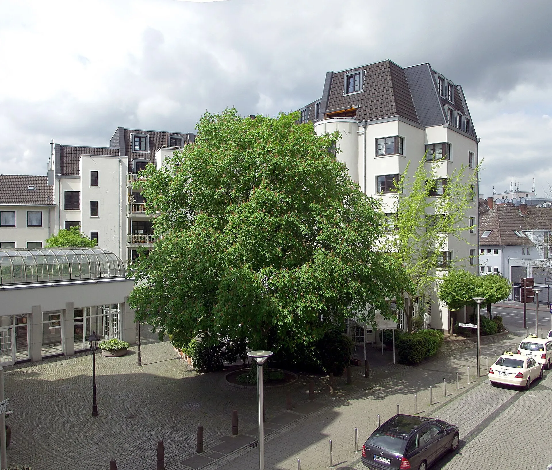 Erich-Klibansky-Platz, Köln