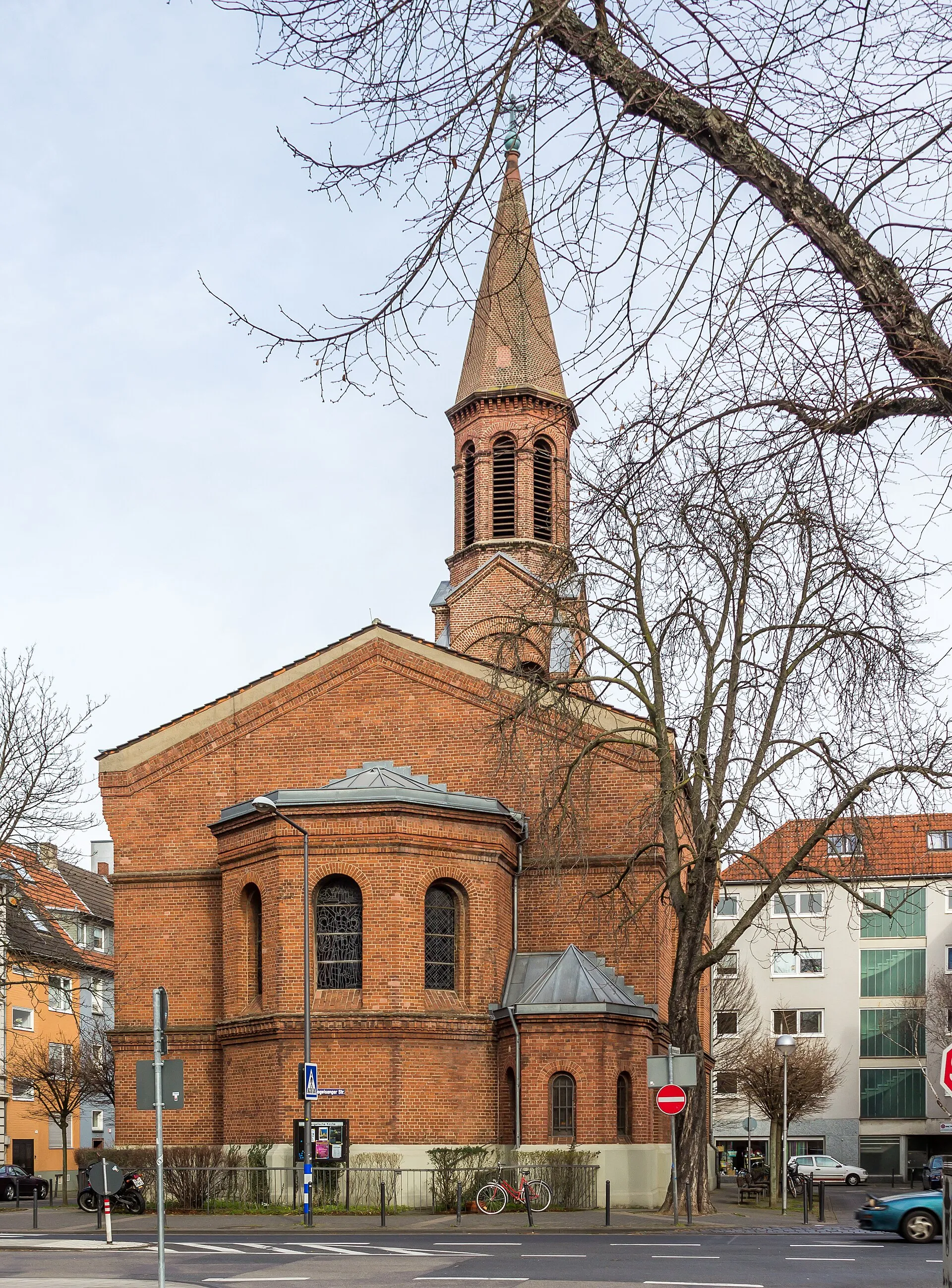 Friedenskirche Köln-Ehrenfeld, Rothehausstraße 56