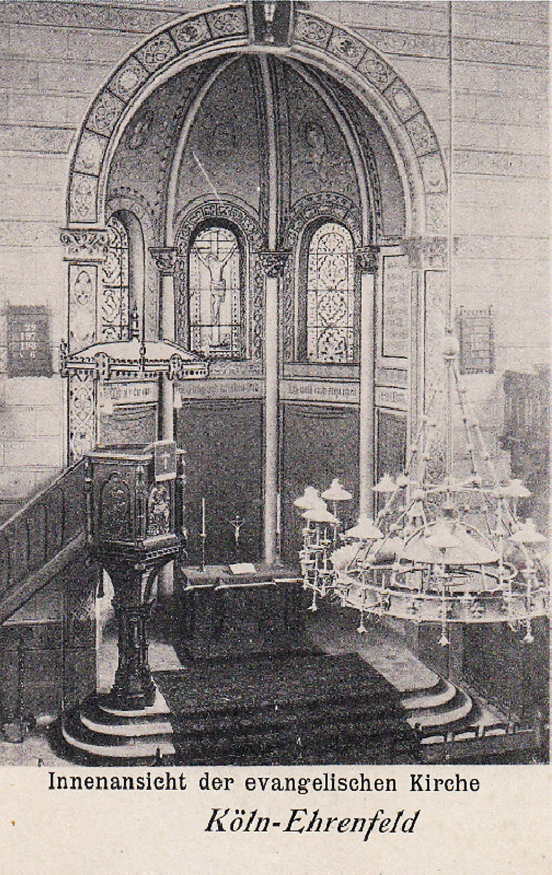 Ältestes bekanntestes Foto des Innenraumes des Friedenskirche mit Altarraum und Kanzel.