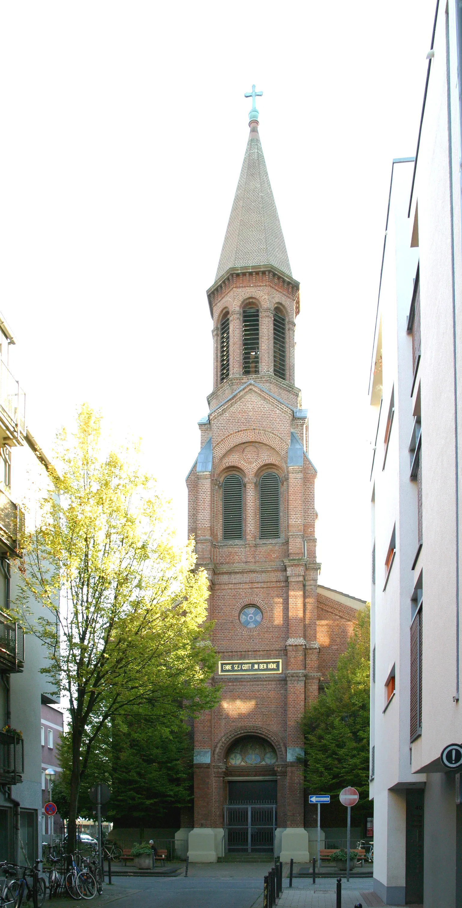 Friedenskirche Rothehausstrasse 56