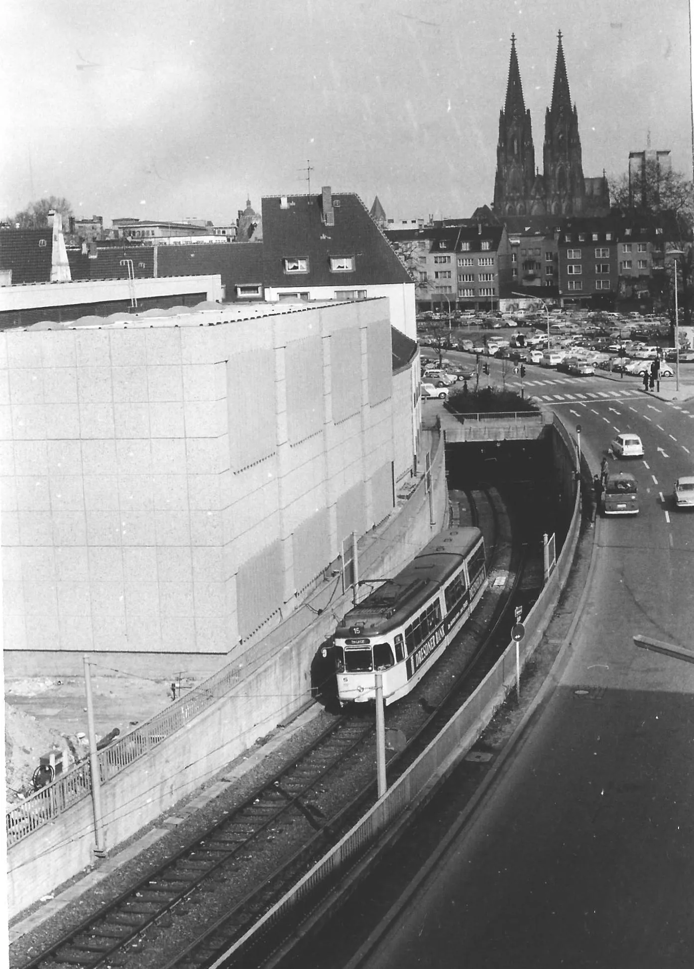 U-Bahn Rampe Neumarkt-Friesenplatz