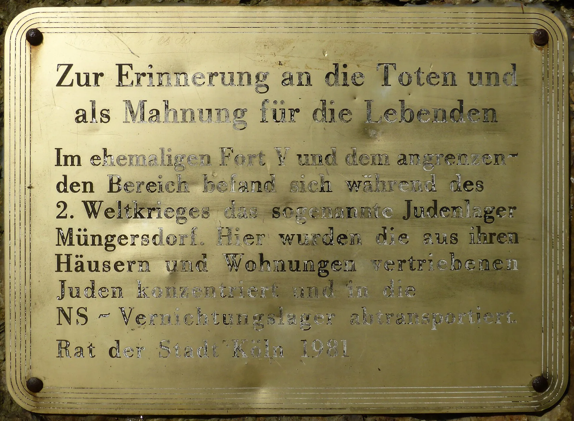 Festungsring Köln : Gedenkstein Fort V Müngersdorf.