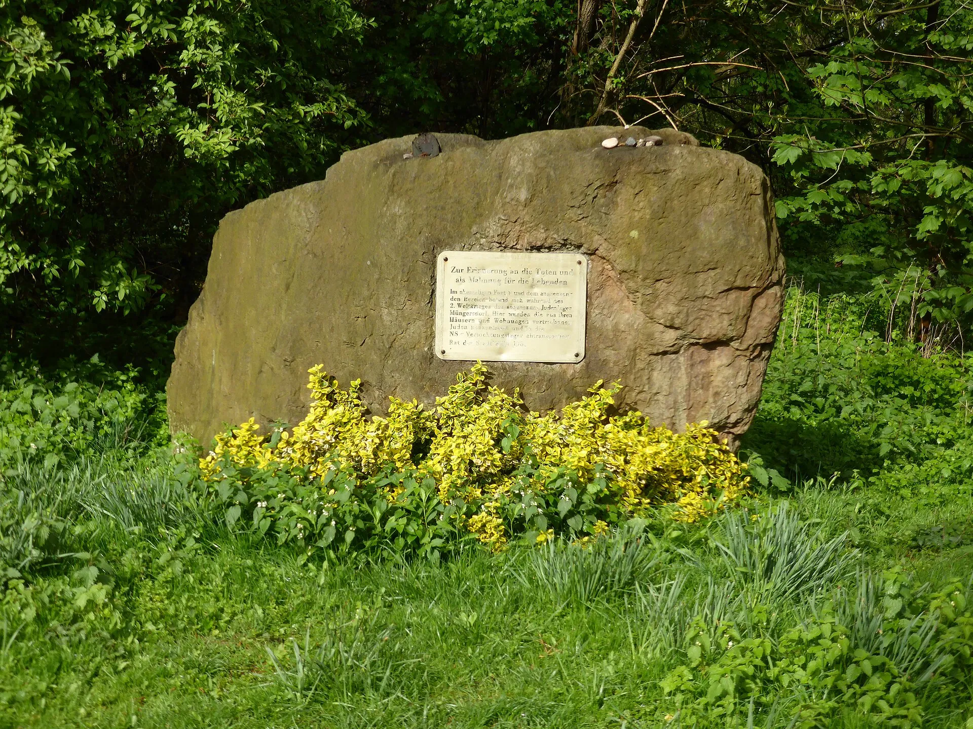 Festungsring Köln : Gedenkstein Fort V Müngersdorf.