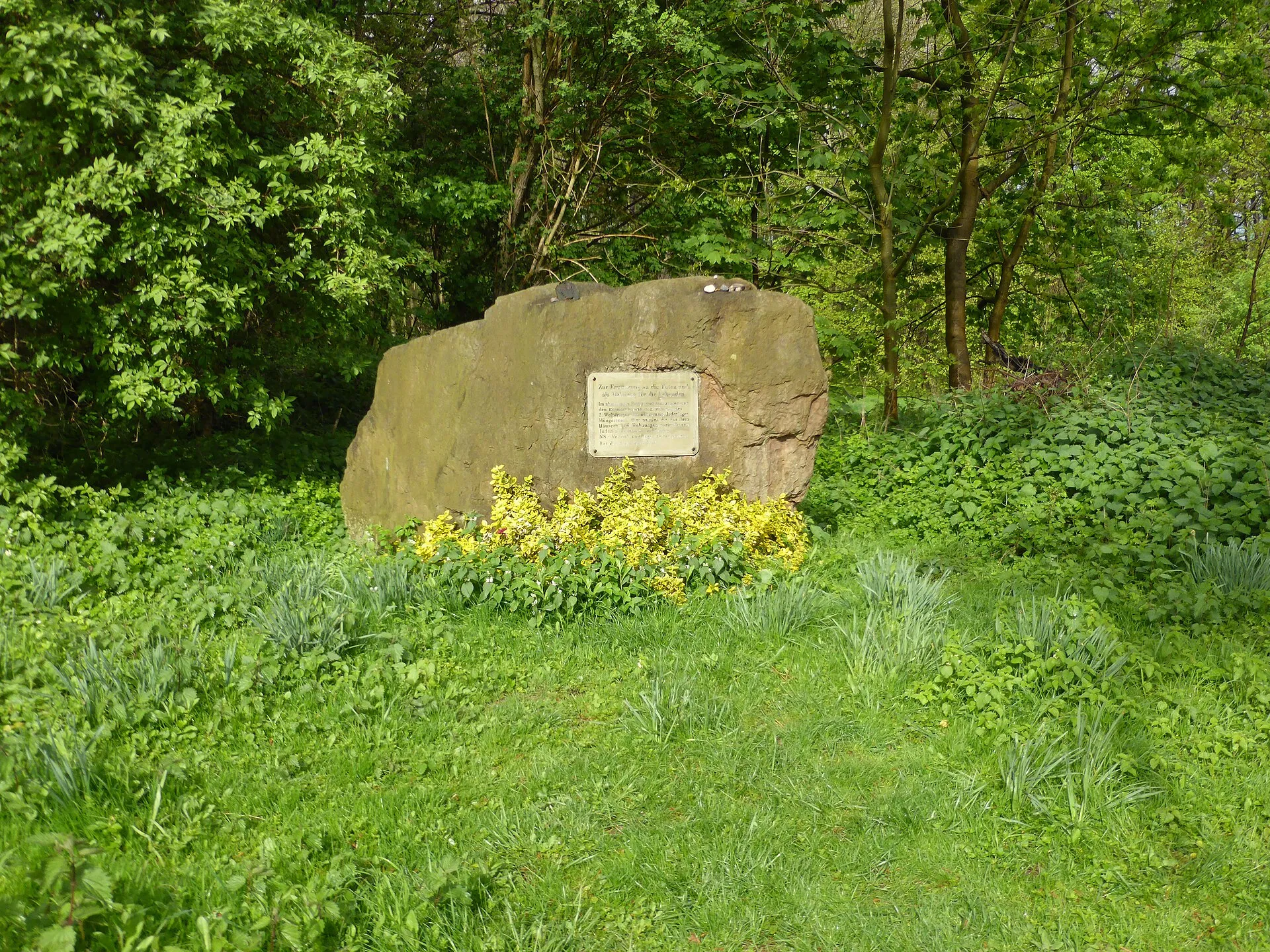 Festungsring Köln : Gedenkstein Fort V Müngersdorf.