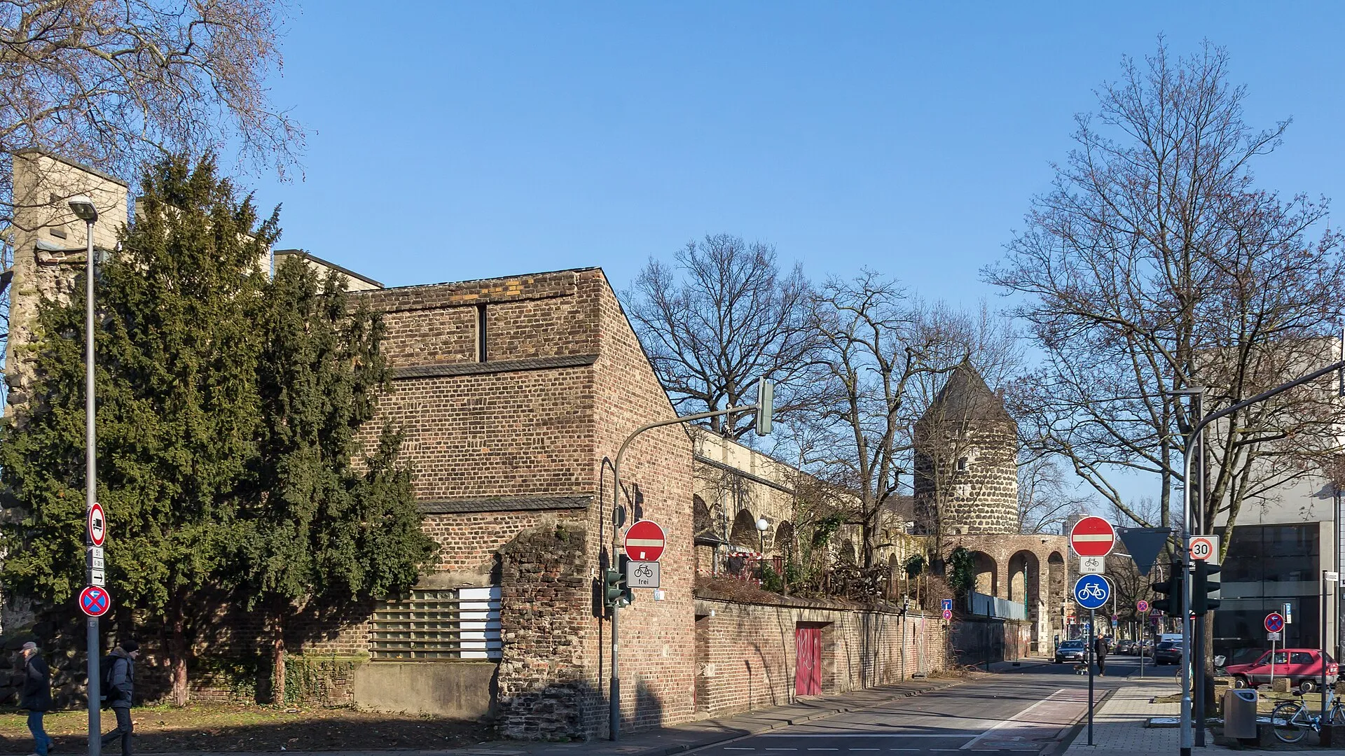 Alte Stadtmauer Gereonsmühle und Gereonsmühle