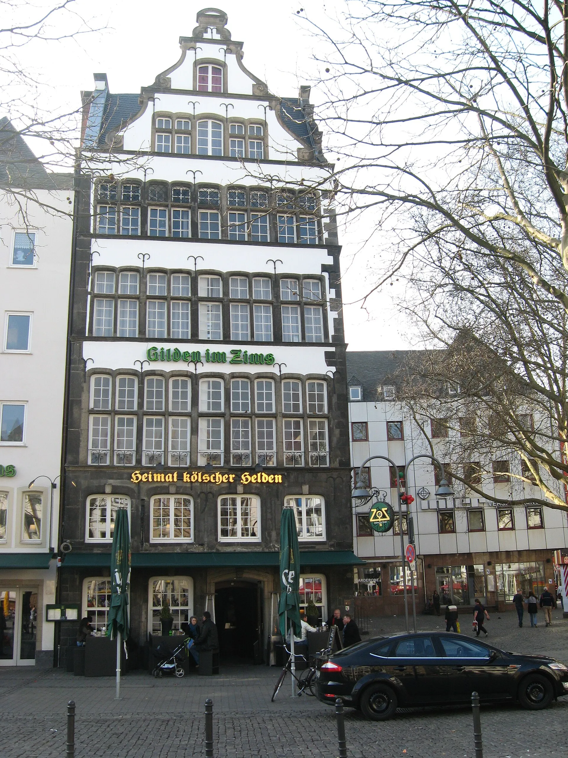 Brauhaus "Gilden im Zims - Heimat kölscher Helden" (hist. Haus "Zum Sankt Peter"), Köln Heumarkt