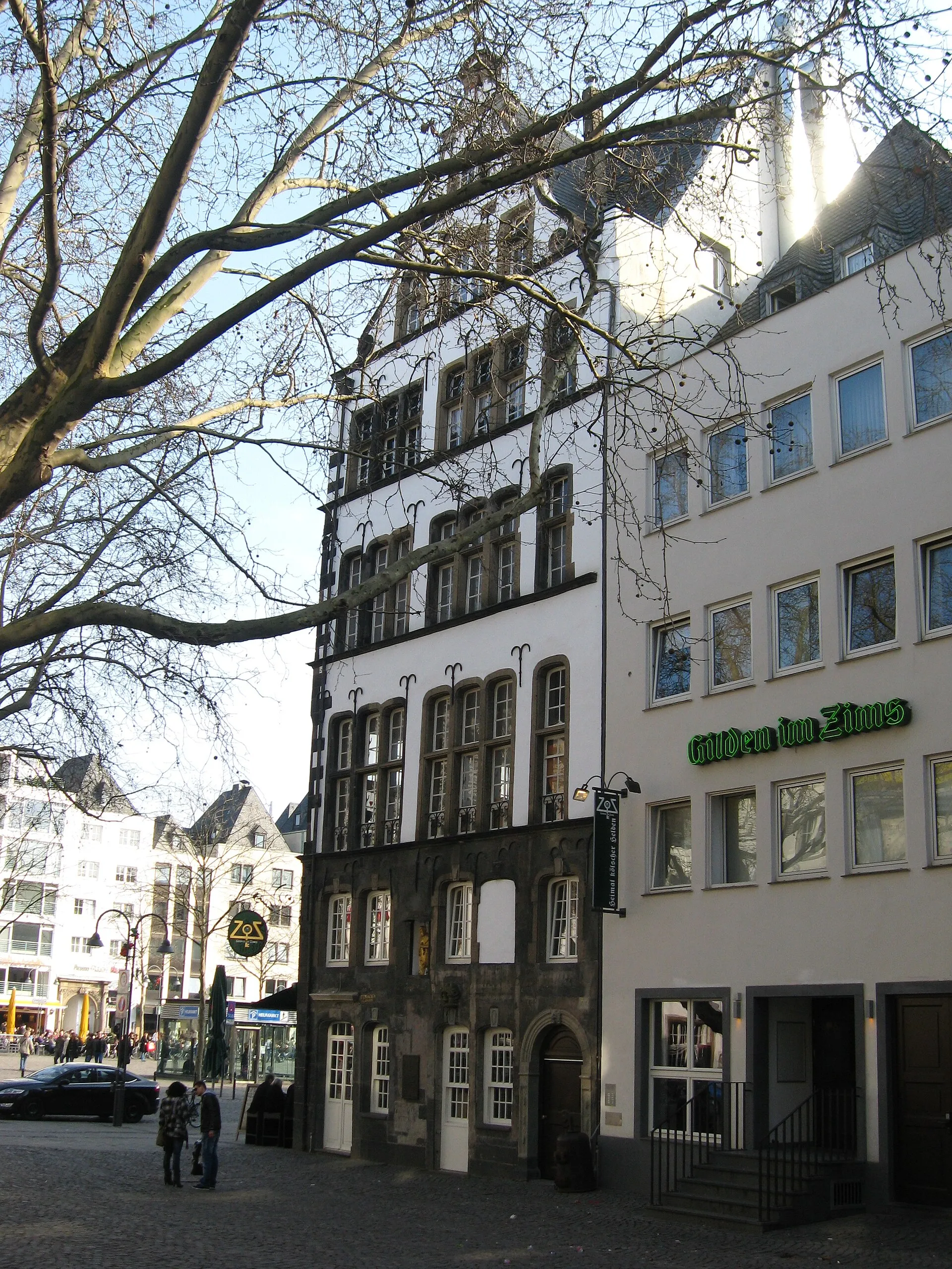 Brauhaus "Gilden im Zims - Heimat kölscher Helden" (hist. Haus "Zum Sankt Peter"), Köln Heumarkt