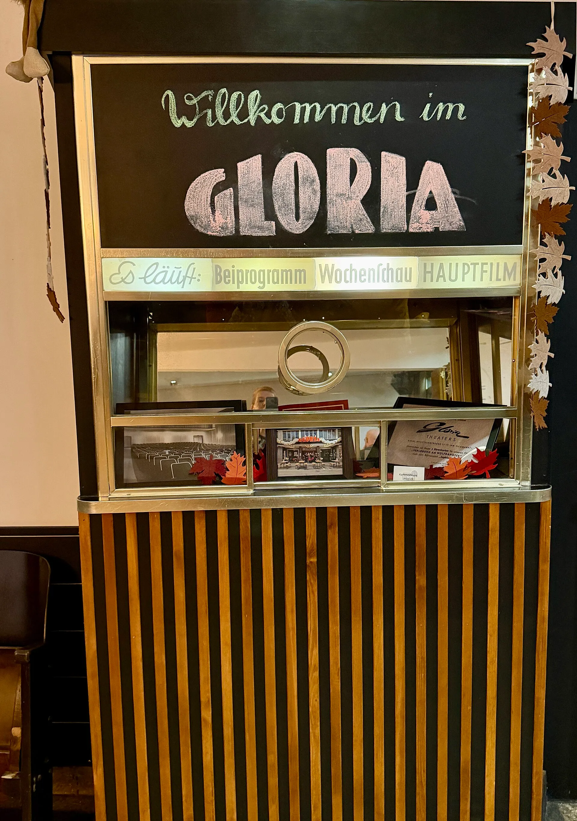 Historischer Ticketschalter im Gloria