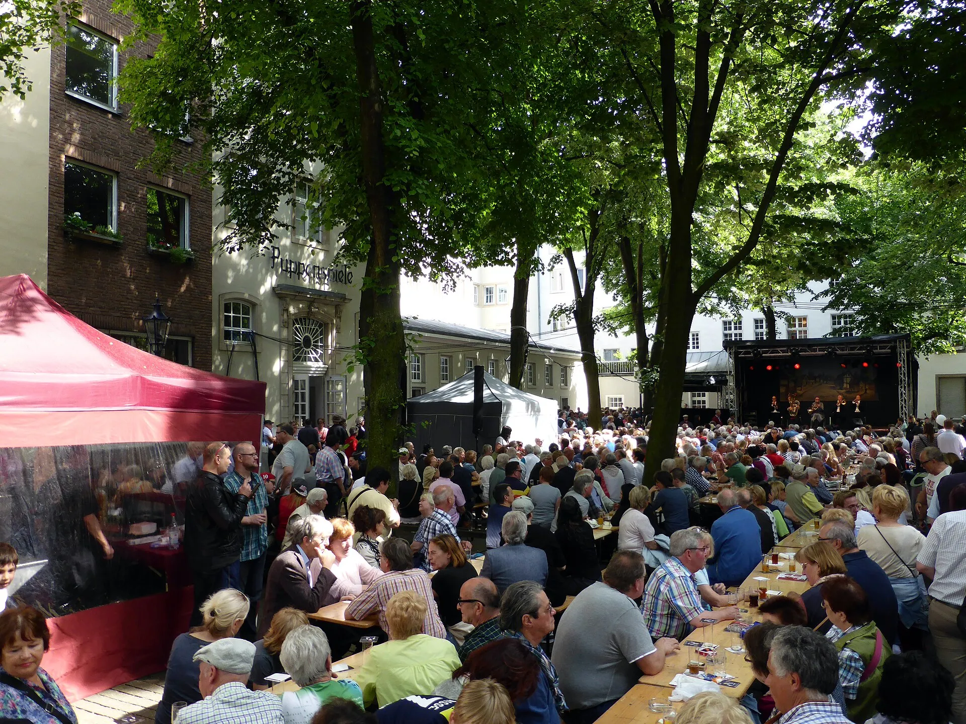 Hänneschen-Theater Hänneschen-Kirmes im Mai 2016.