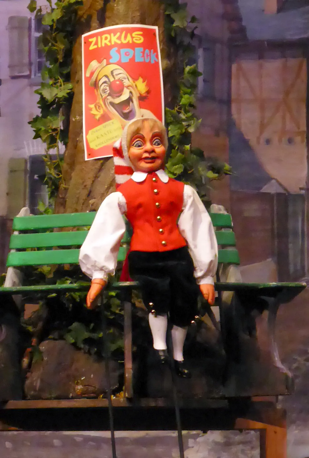 Hänneschen-Theater , et Hänneschen .