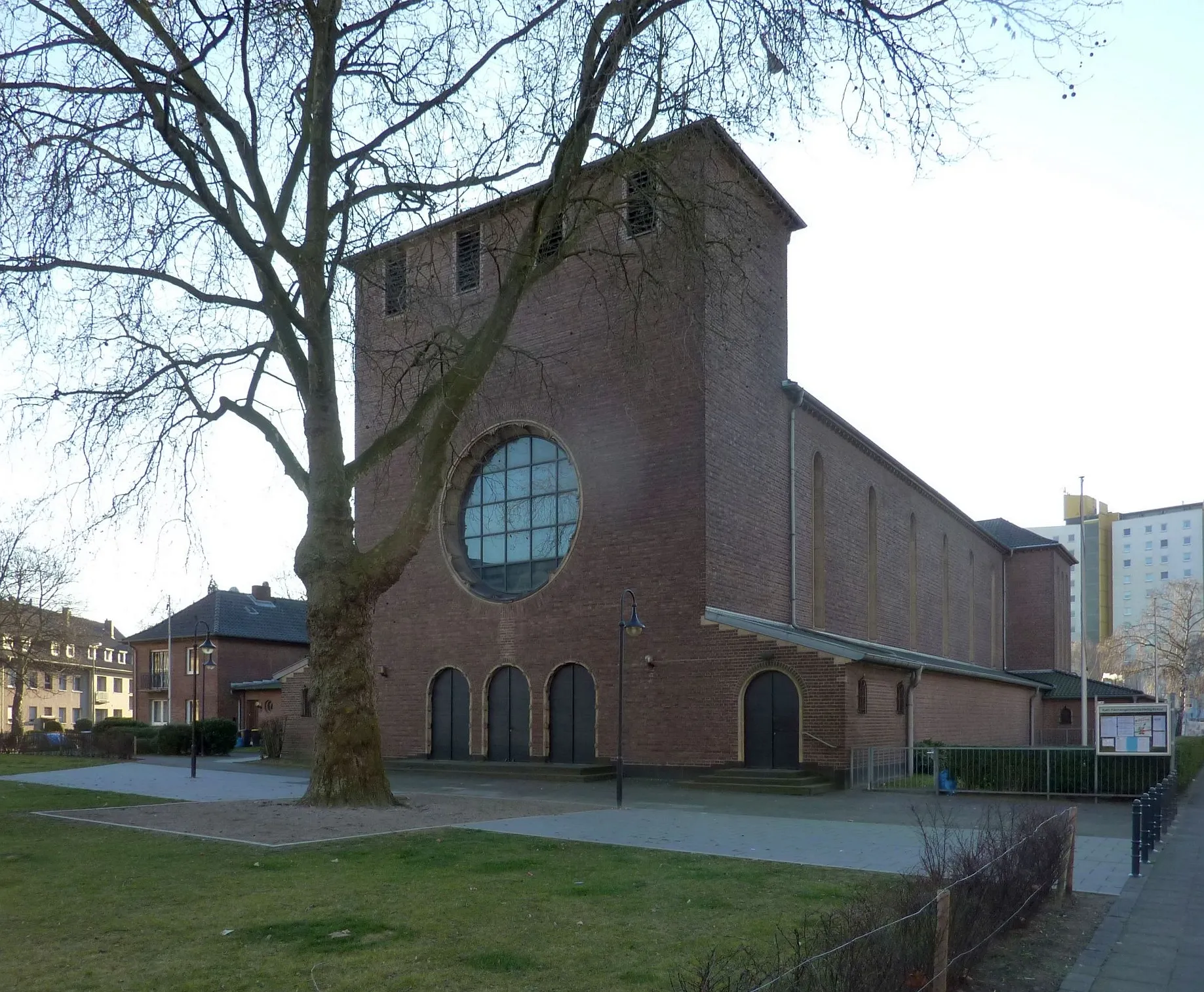 Heilig-Kreuz-Kirche (Köln-Weidenpesch)