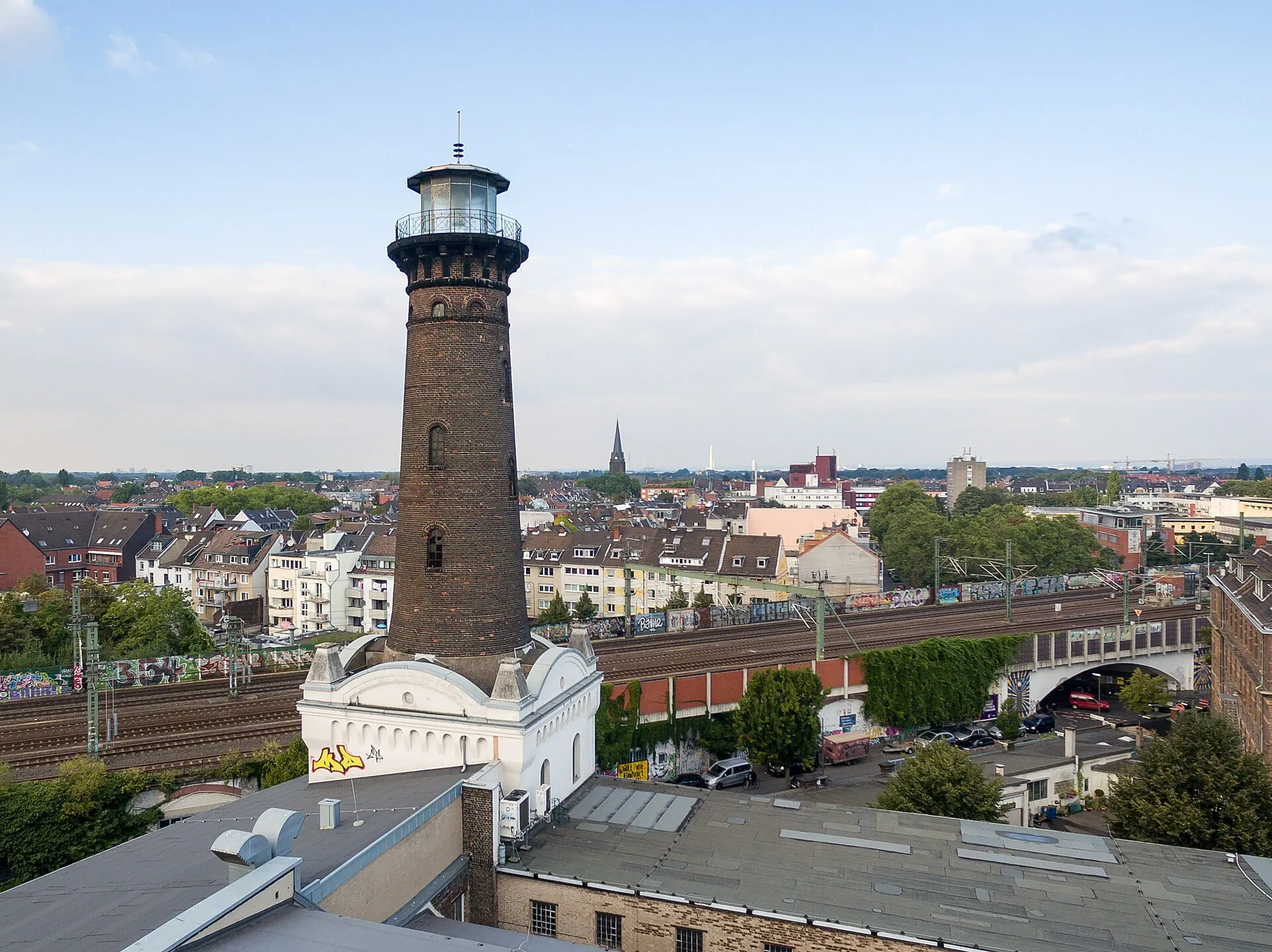 Helios Leuchtturm in Köln-Ehrenfeld Dieses Bild zeigt ein Baudenkmal. Es ist Teil der Denkmalliste von Köln, Nr. 3429.