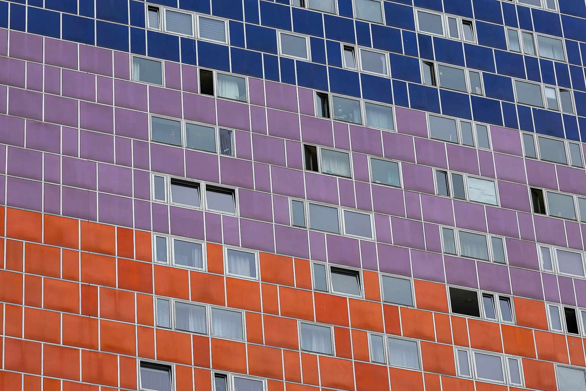 Fassade des Herkuleshochhauses