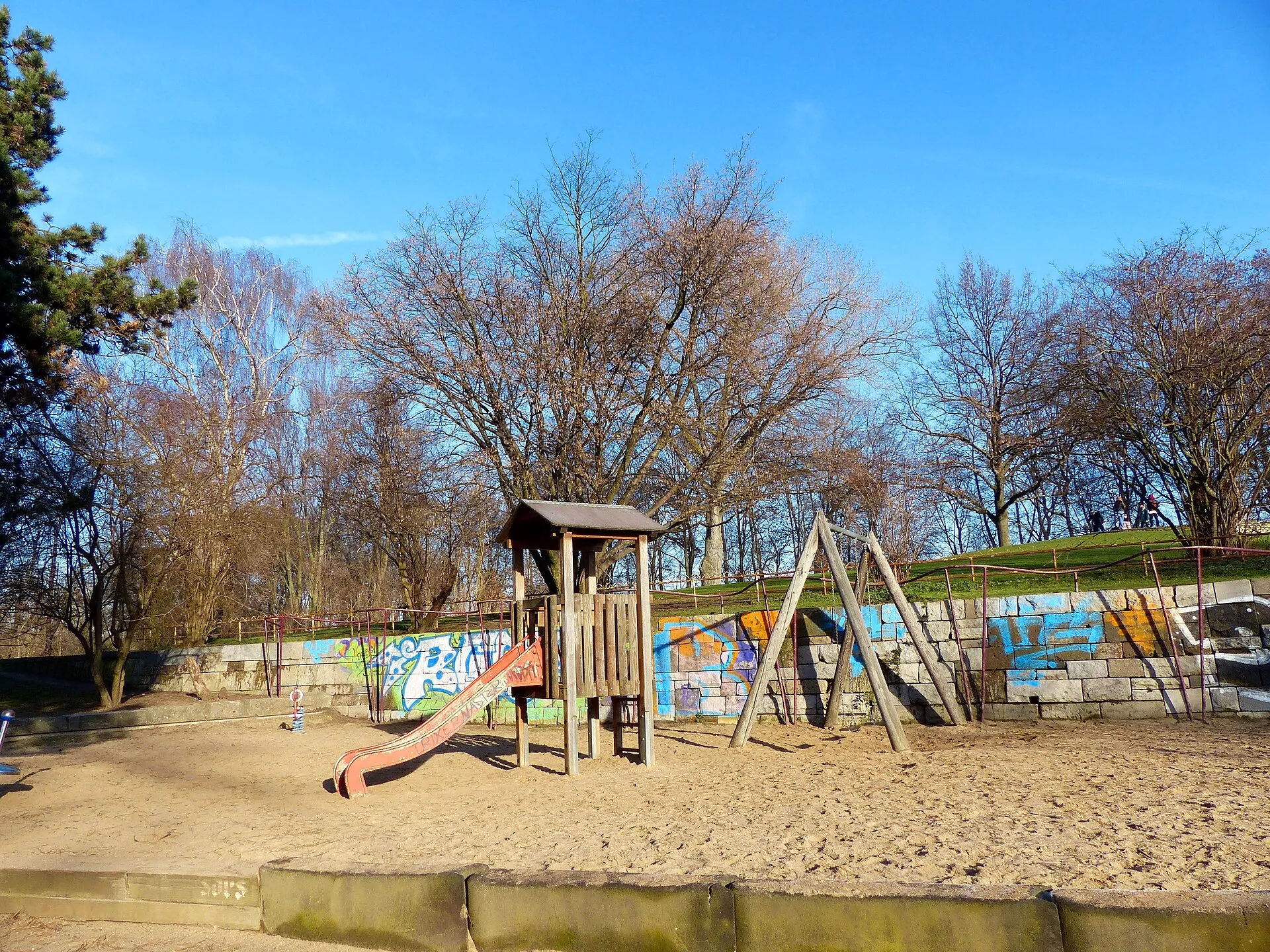 Hiroshima-Nagasaki-Park in Köln: Spielplatz