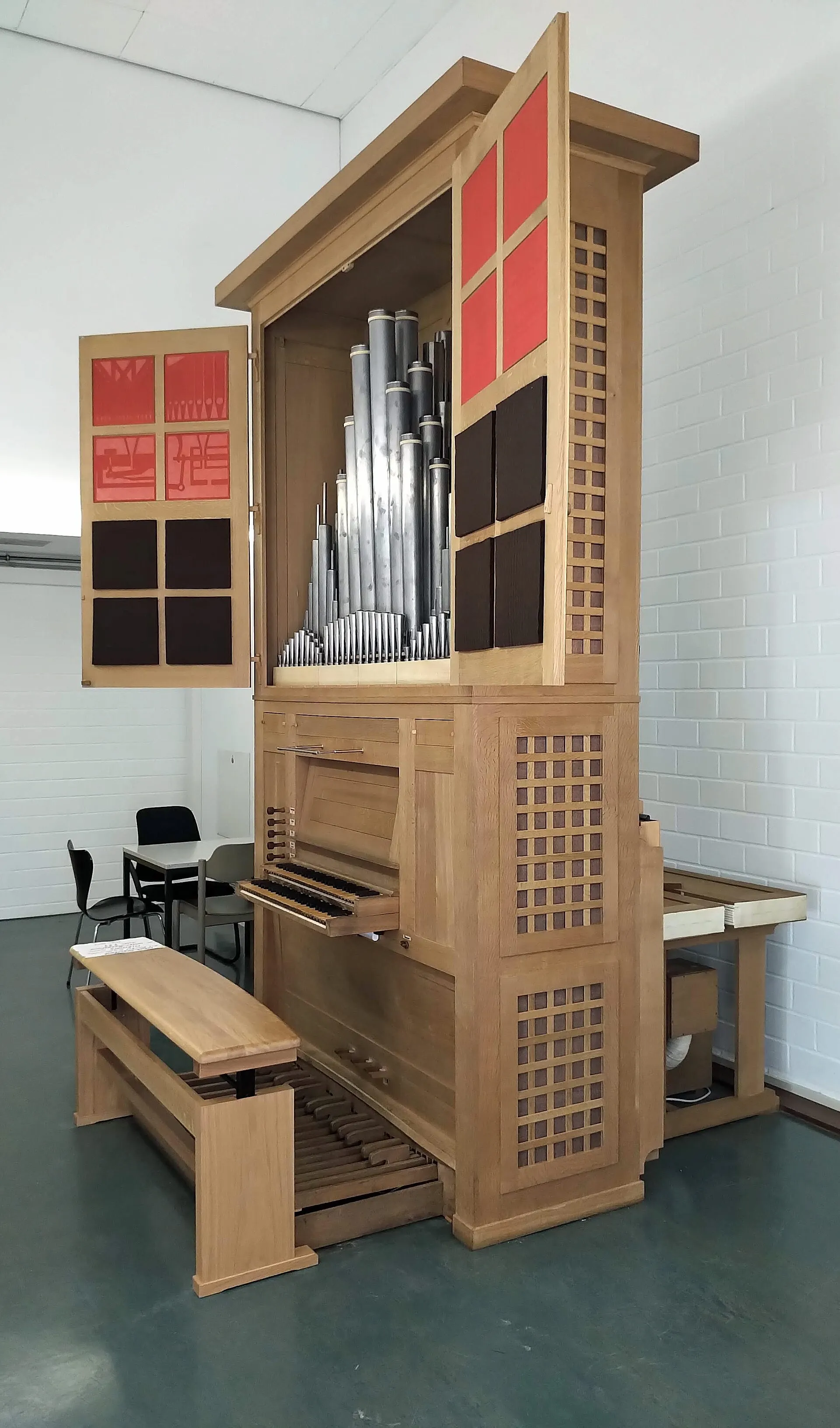 Rohlf-Orgel geöffnet in der Hochschule für Musik und Tanz Köln
