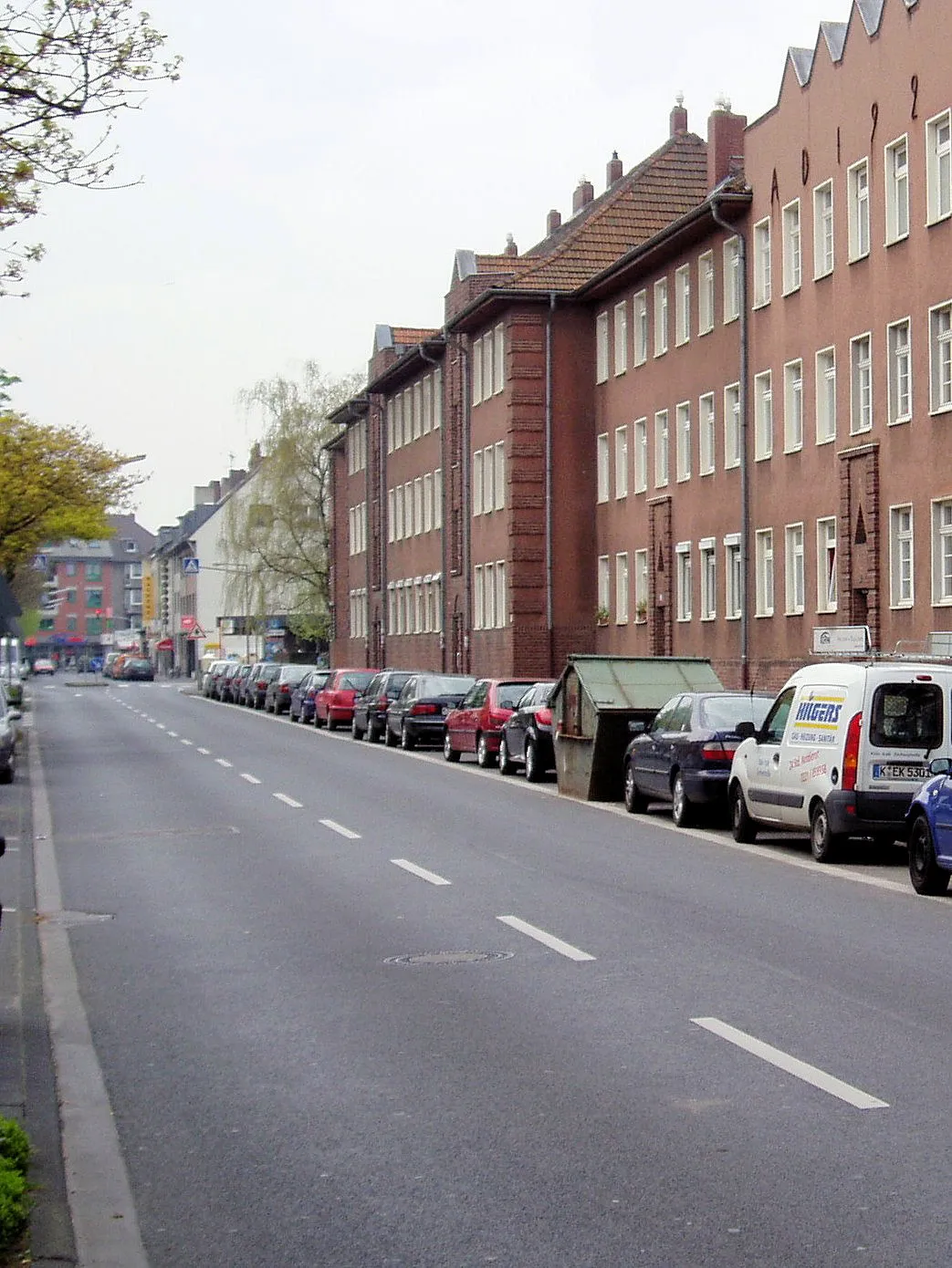 Gebäude an der Fuldaer Str. in Köln-Höhenberg vor der Sanierung