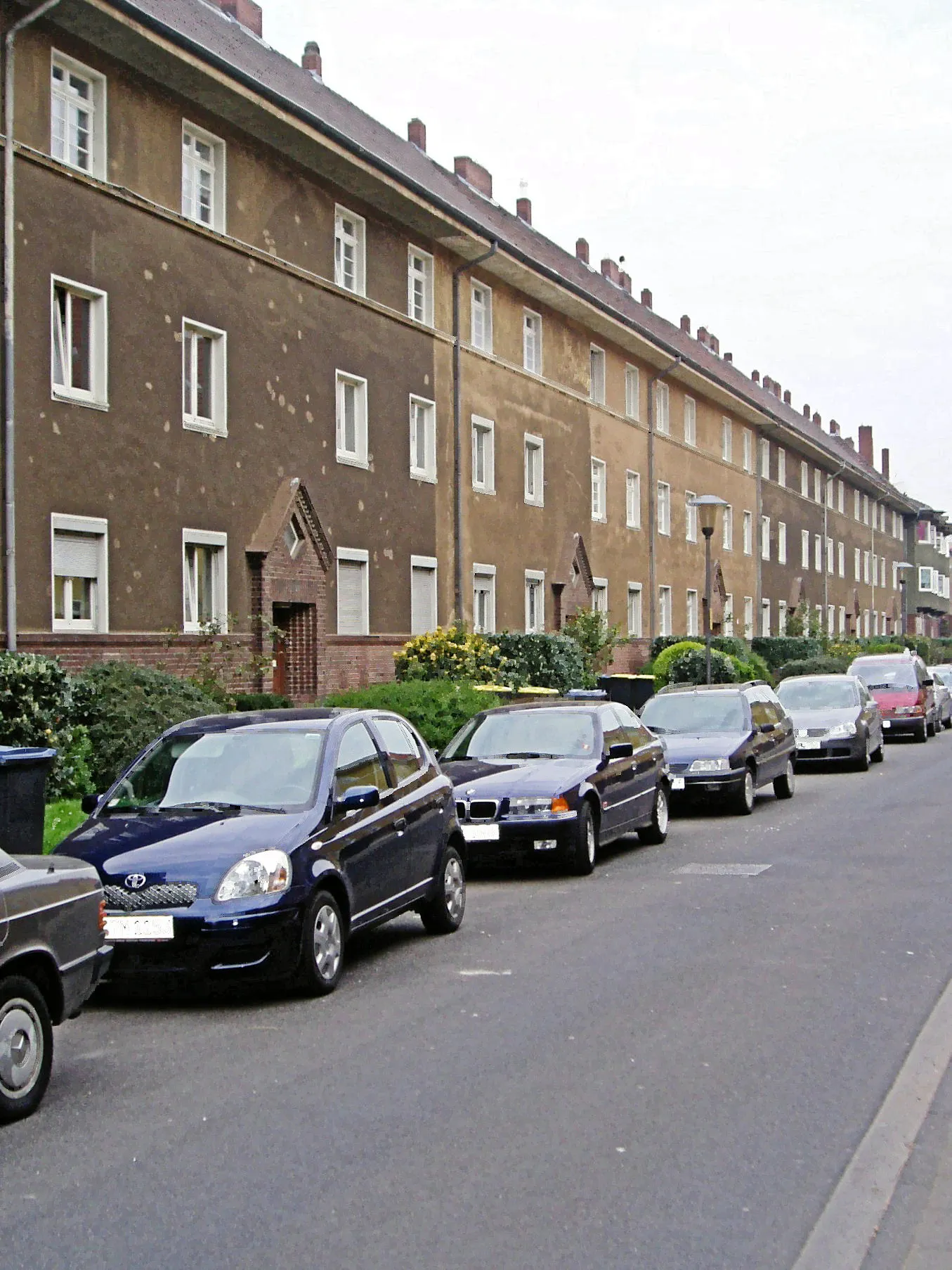 Weimarer Str. in Köln-Höhenberg vor Sanierung