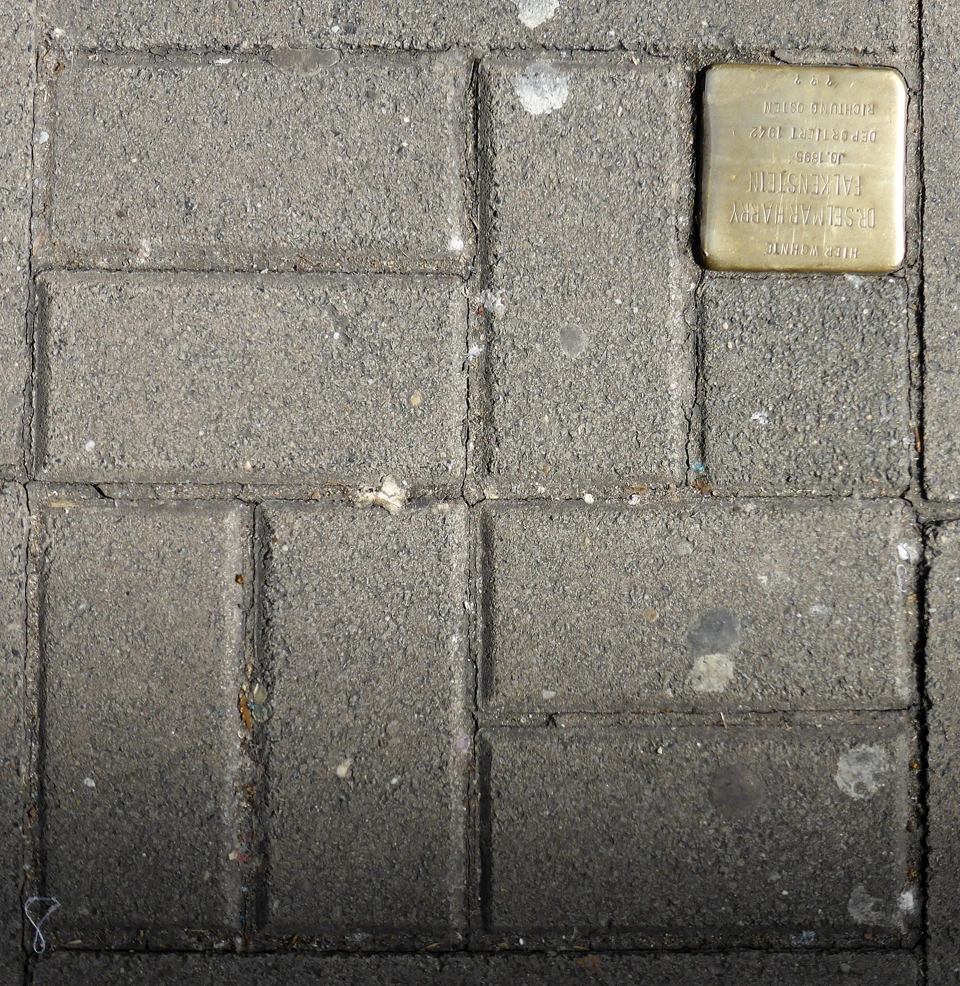 Stolperstein : Verlegestelle Hohe Pforte 13-17, Köln.