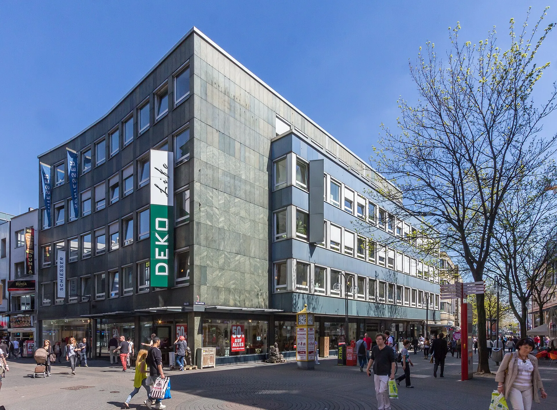 Geschäfts- und Bürohaus Hohe Straße 52-58 Ecke Gürzenichstraße 7, Köln. Das Gebäude wurde im Frühjahr/Sommer 2016 abgerissen