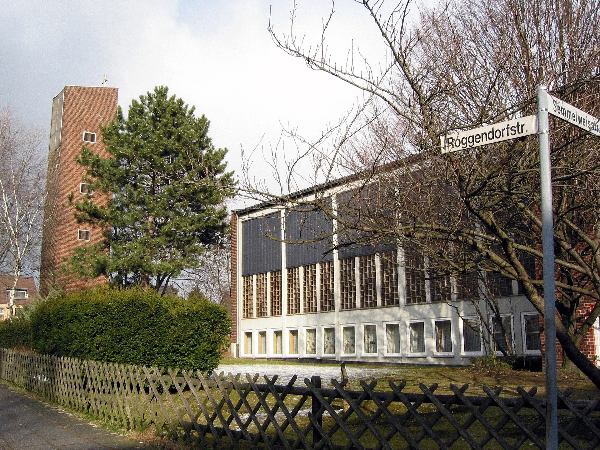 Immanuel-Kirche (Köln-Stammheim)