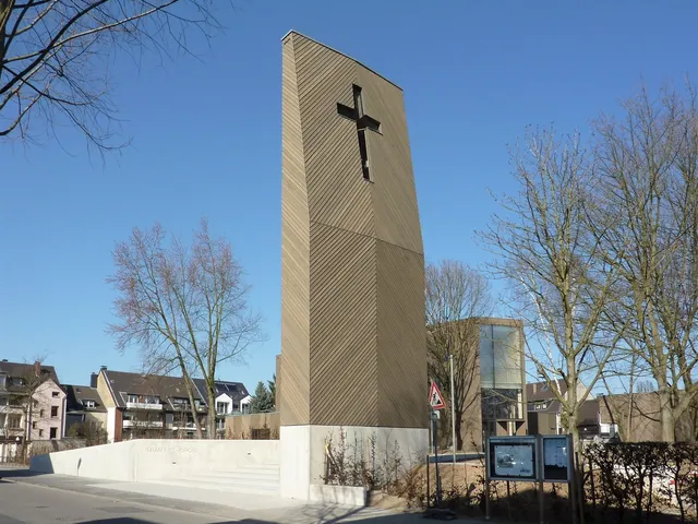 Immanuel-Kirche (Köln-Stammheim)