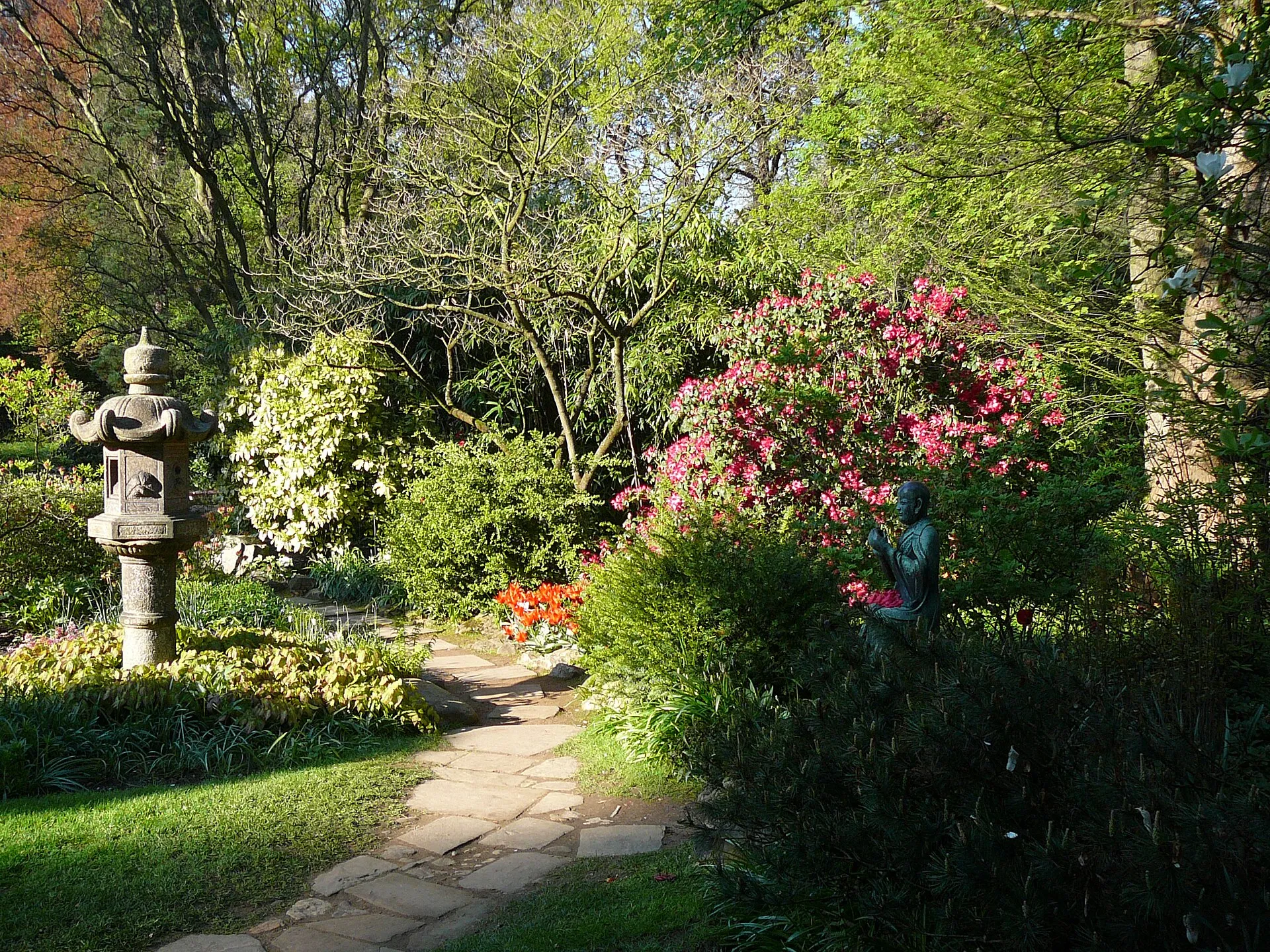 Carl-Duisberg-Park, Kaiser-Wilhelm-Allee, Leverkusen