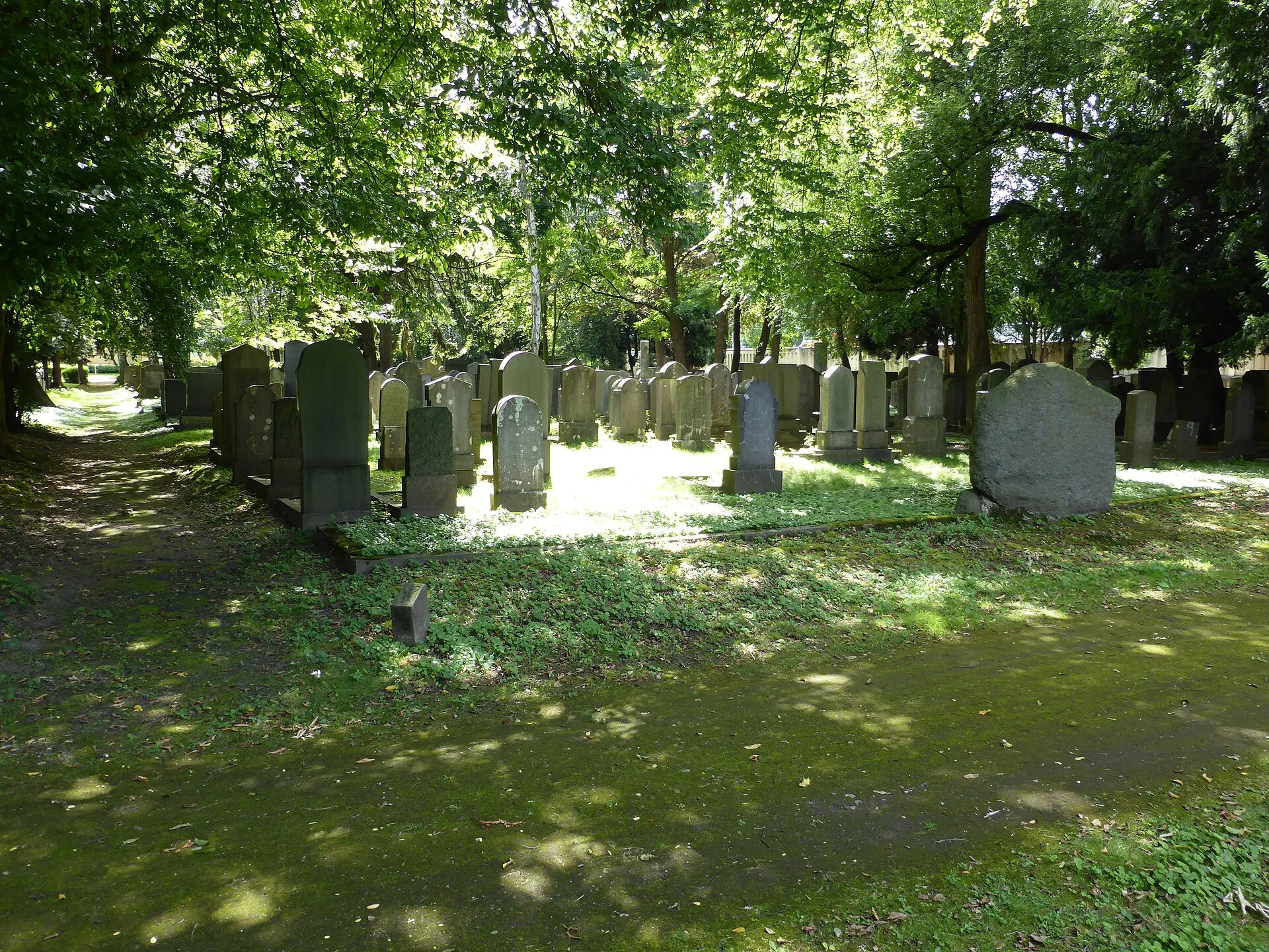 Jüdischer Friedhof Köln-Bocklemünd - Gräberfelder.