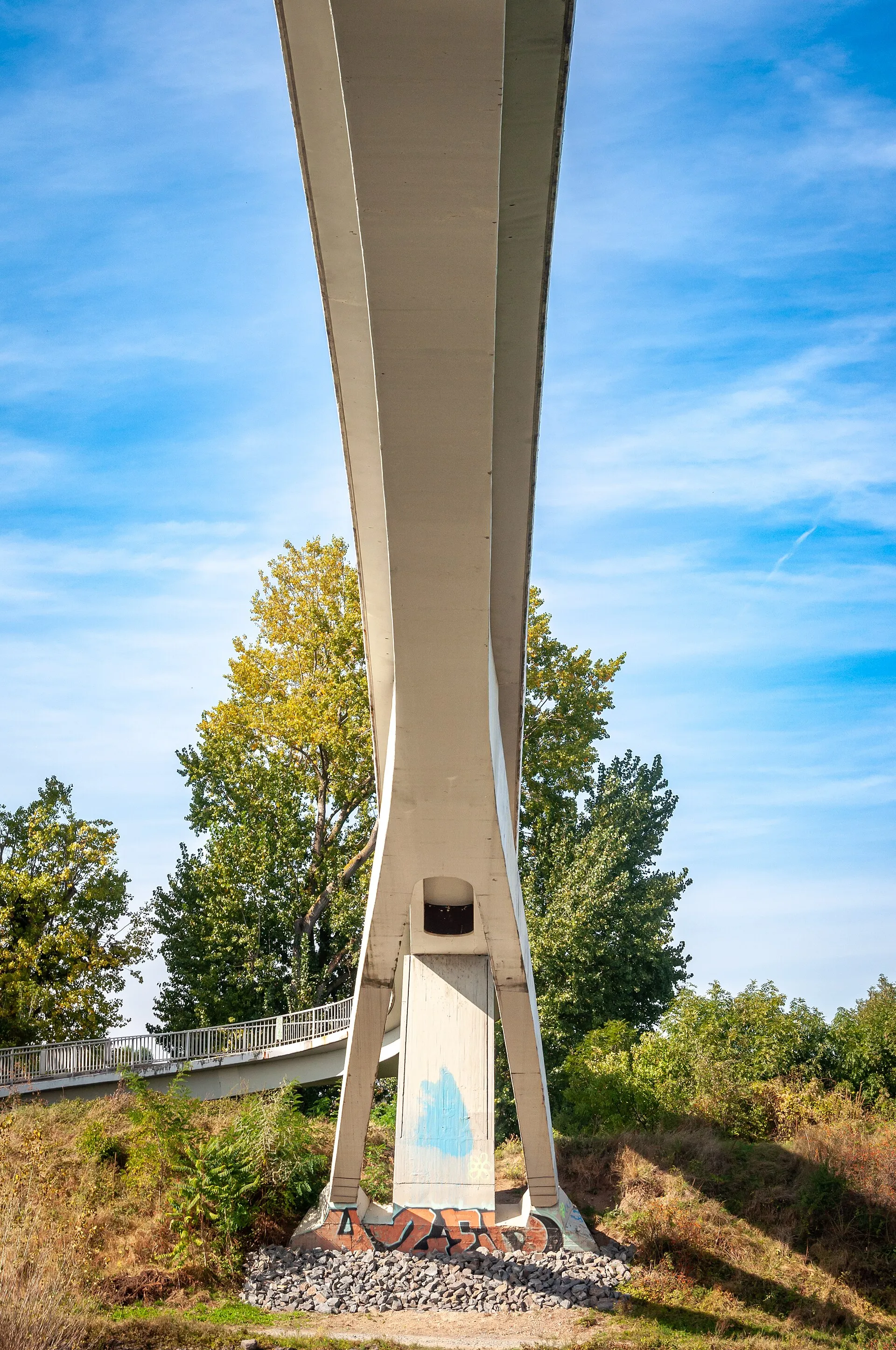 Katzenbuckelbrücke in Köln-Mülheim
