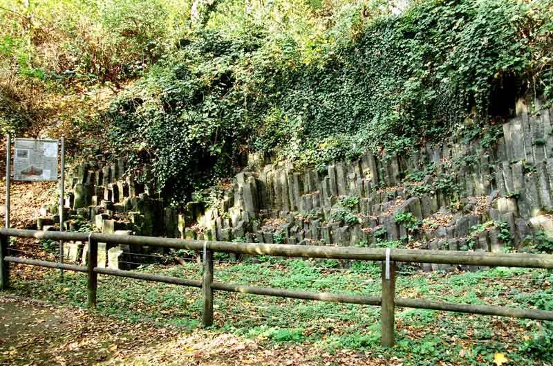 Basaltsteinbruch im Klettenbergpark Köln-Klettenberg