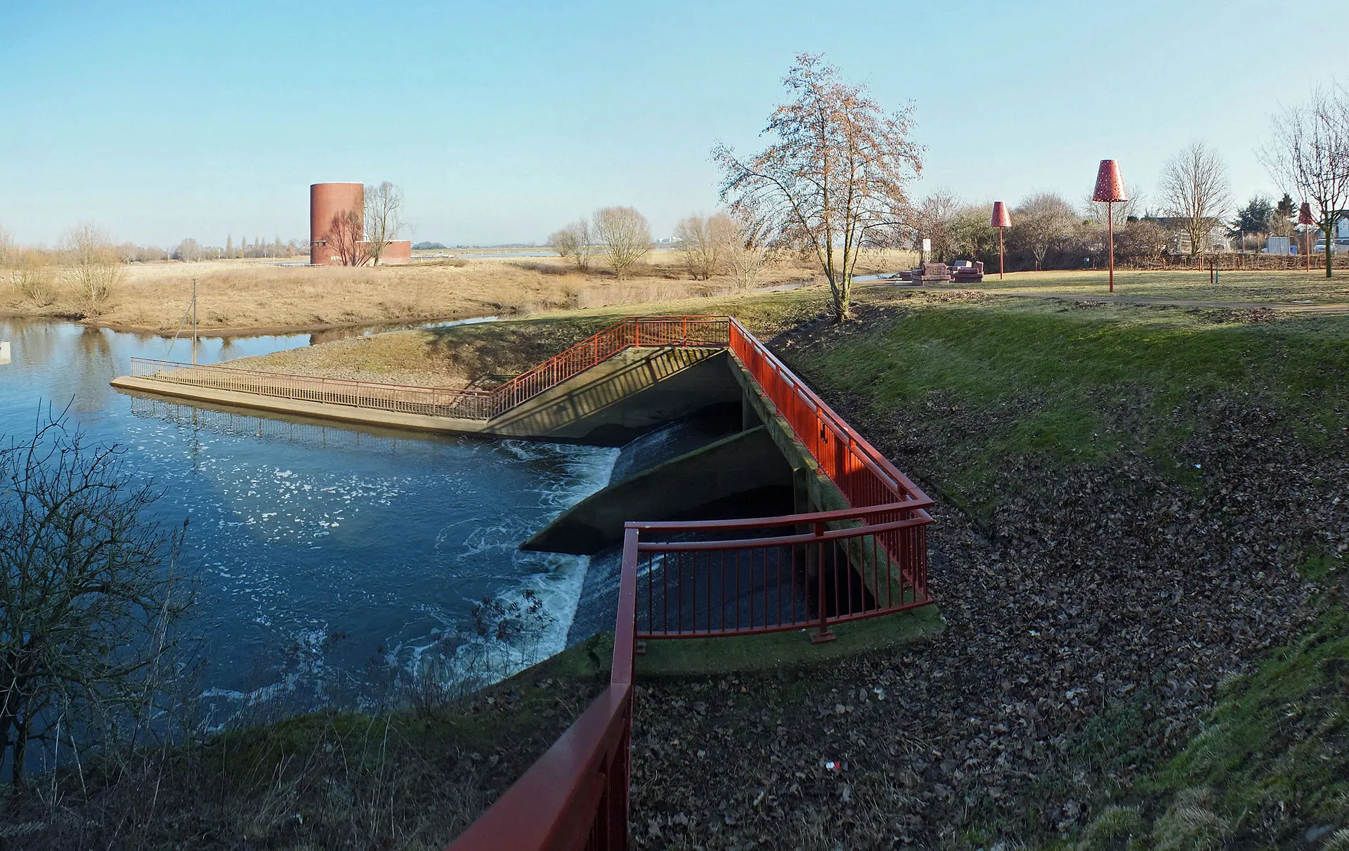 Kölner Randkanal Einmündung in den Rhein, Mündungspark "Alter Hafen"