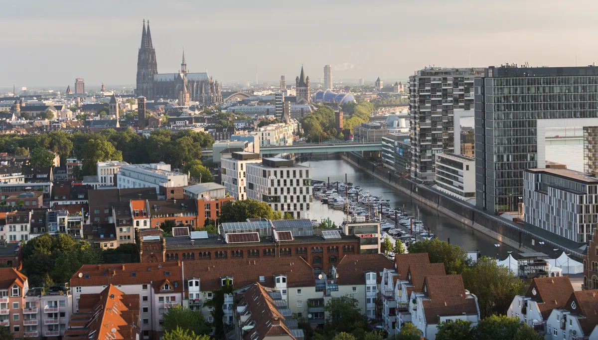 Hot air balloon trip across Cologne