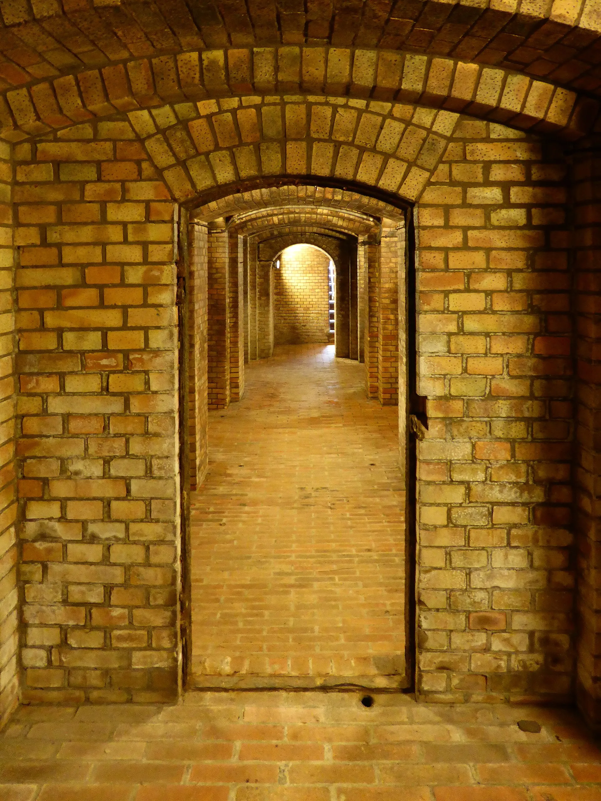 Der Kronleuchtersaal der Kölner Kanalisation .