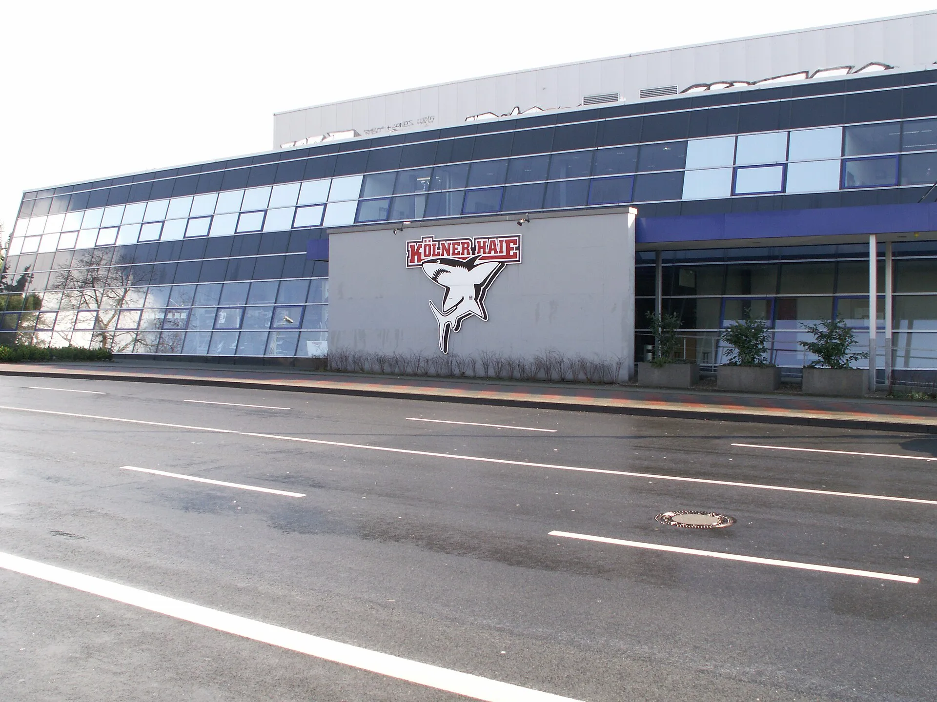 Die Kölnarena 2: Trainings- und Verwaltungszentrum der Kölner Haie