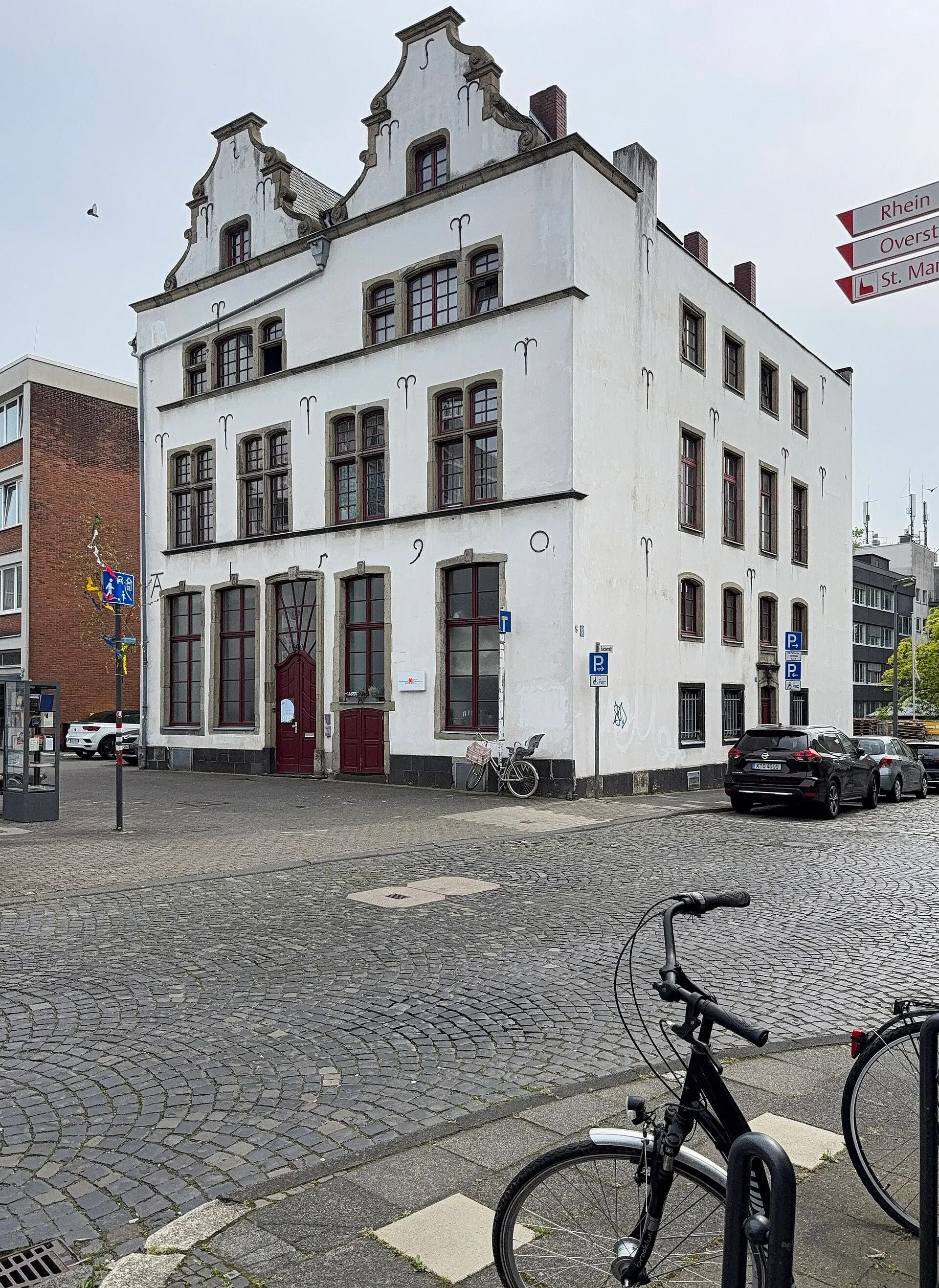 Köln Großer Griechenmarkt 37-39, Haus im Bachem