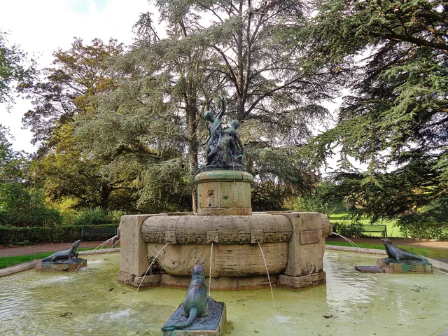 Märchenbrunnen