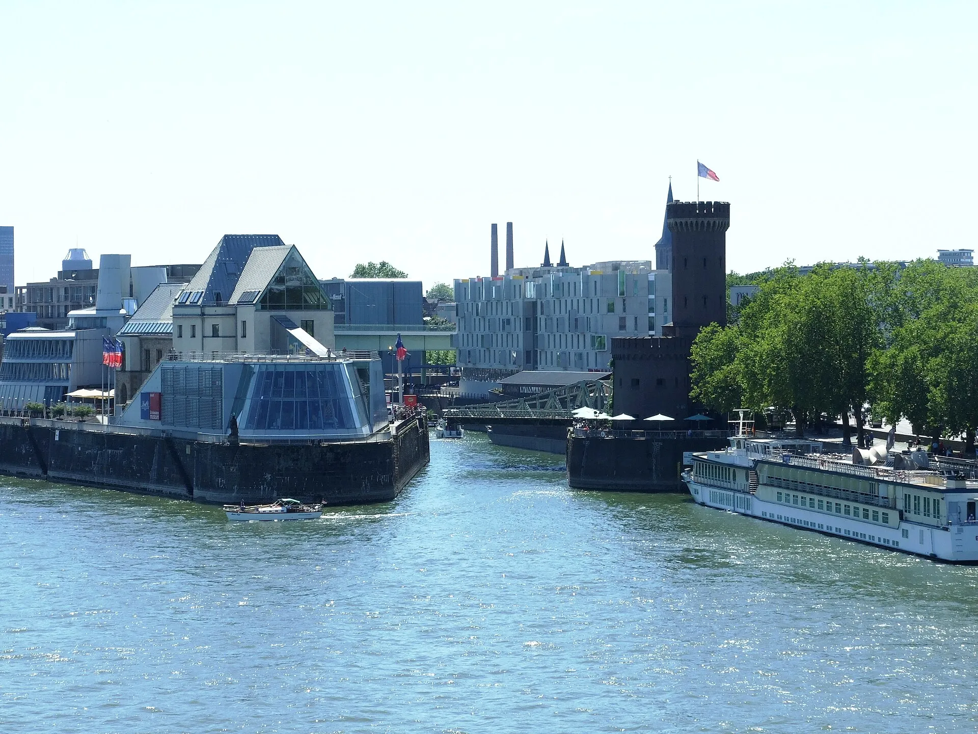 Köln, Malakoffturm von der Deutzer Brücke