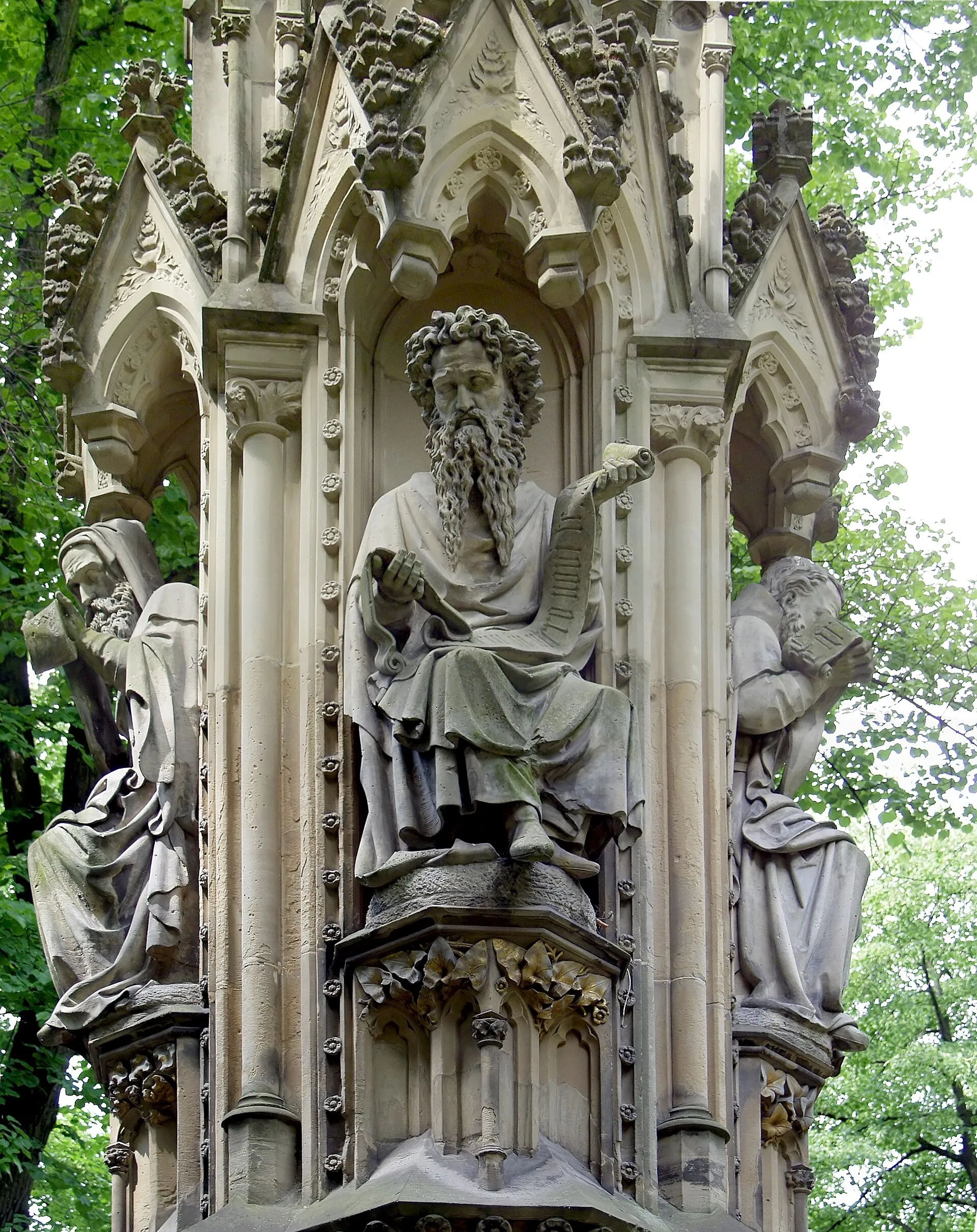 Detail von der Mariensäule (Köln) : Prophet Jeremia. Entwurf: Edward von Steinle , Ausführung: Peter Fuchs .